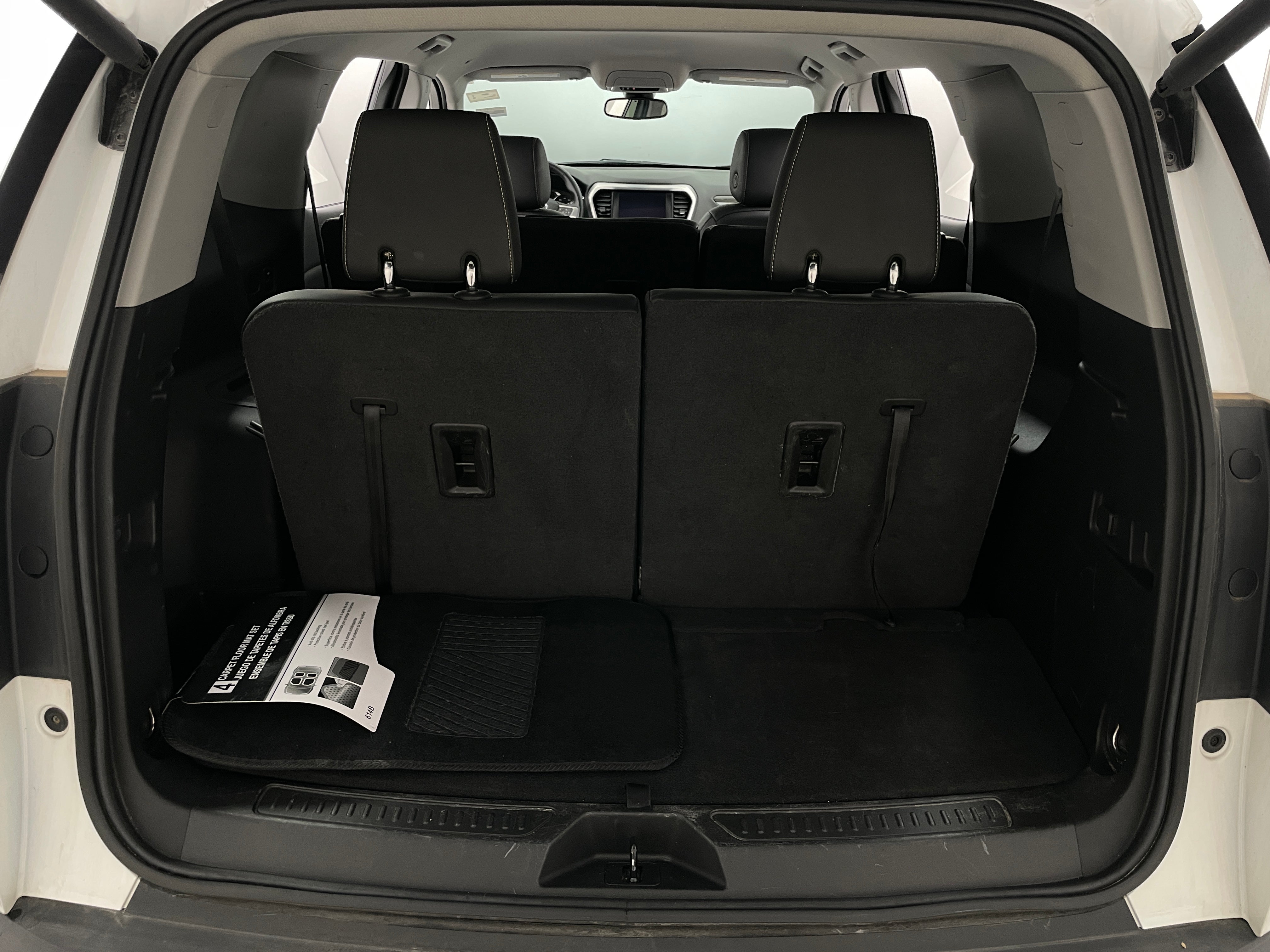 2023 GMC Acadia SLT 6