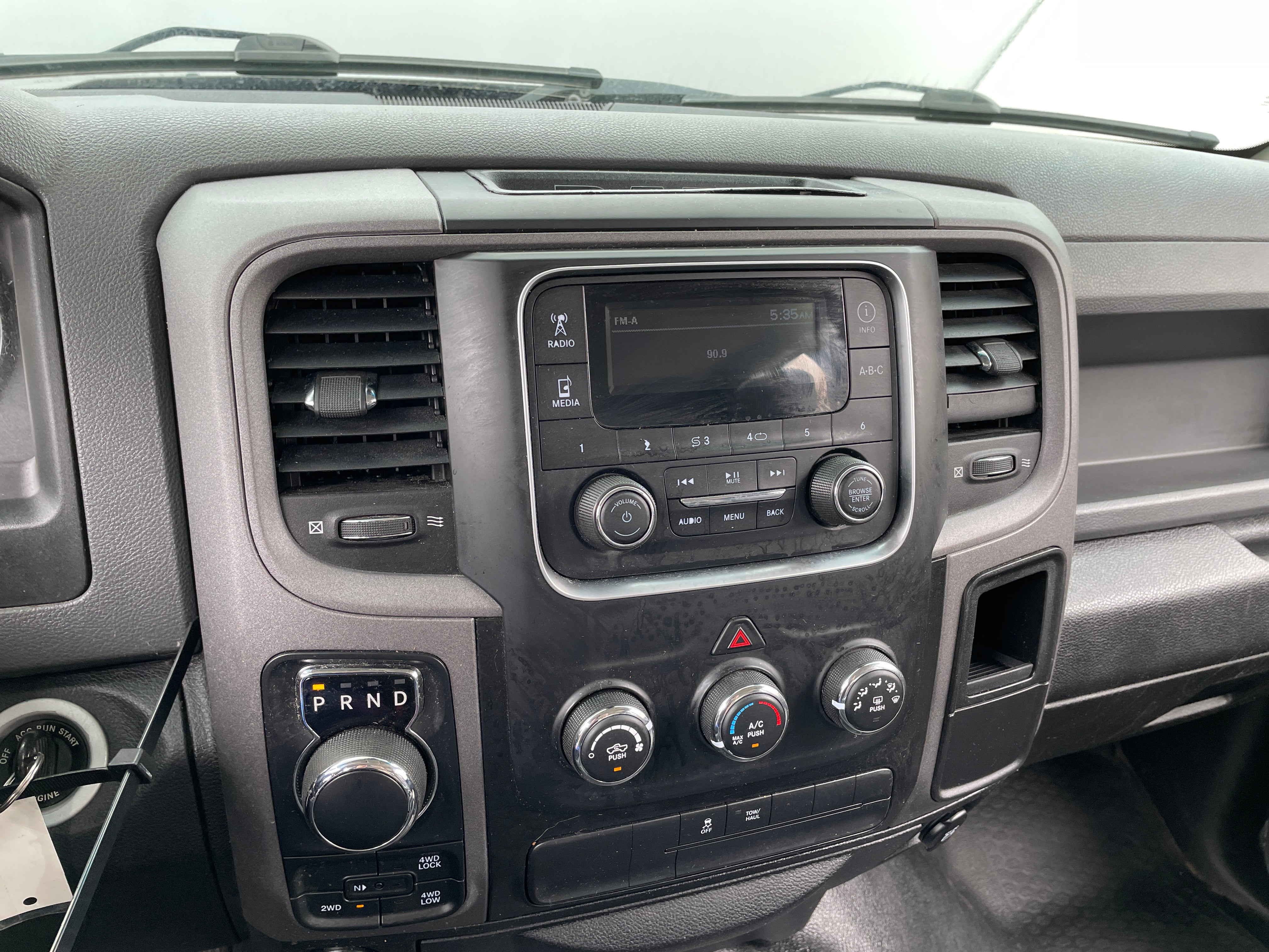 2017 RAM 1500 Tradesman 4