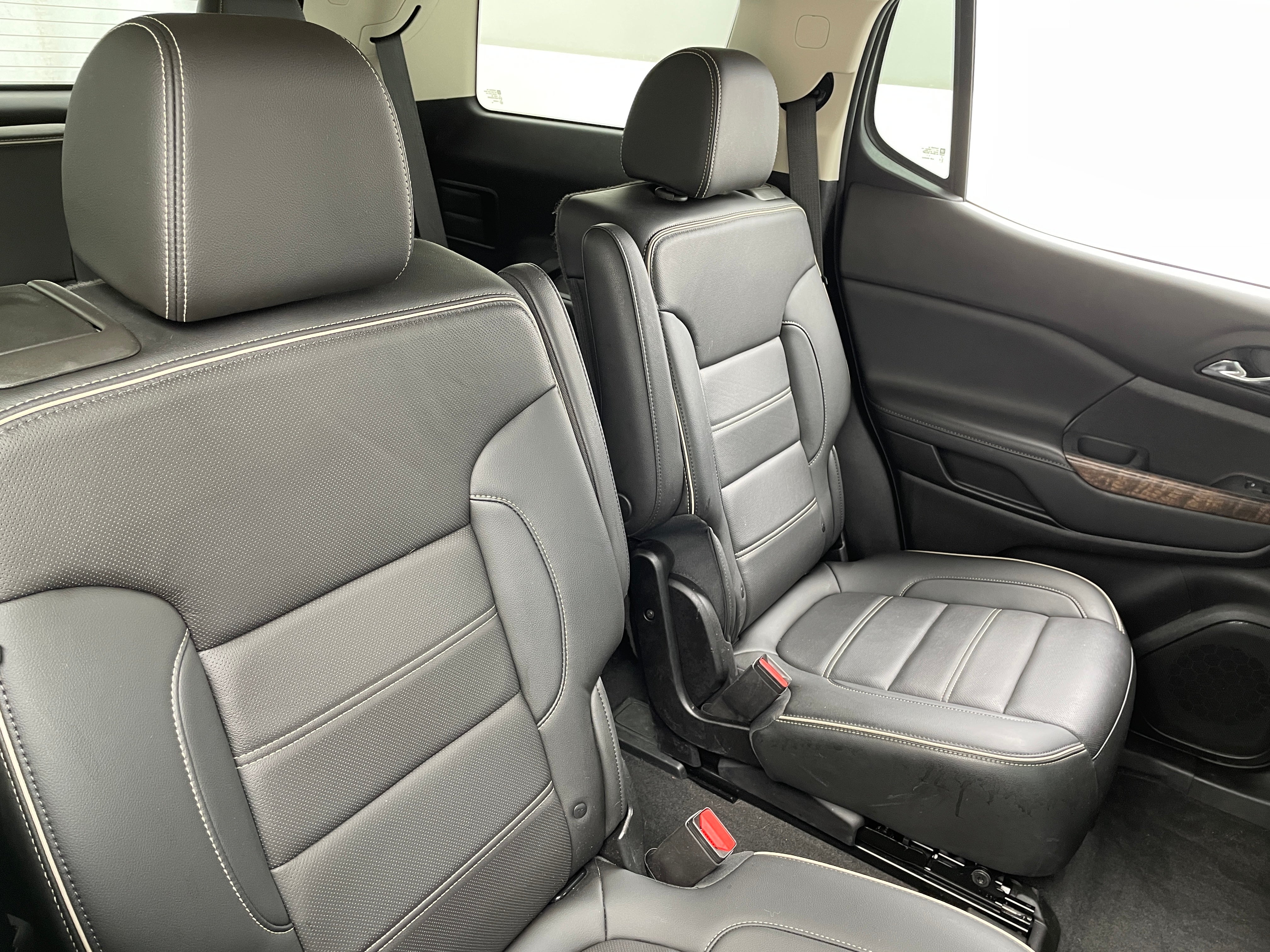 2021 GMC Acadia Denali 5