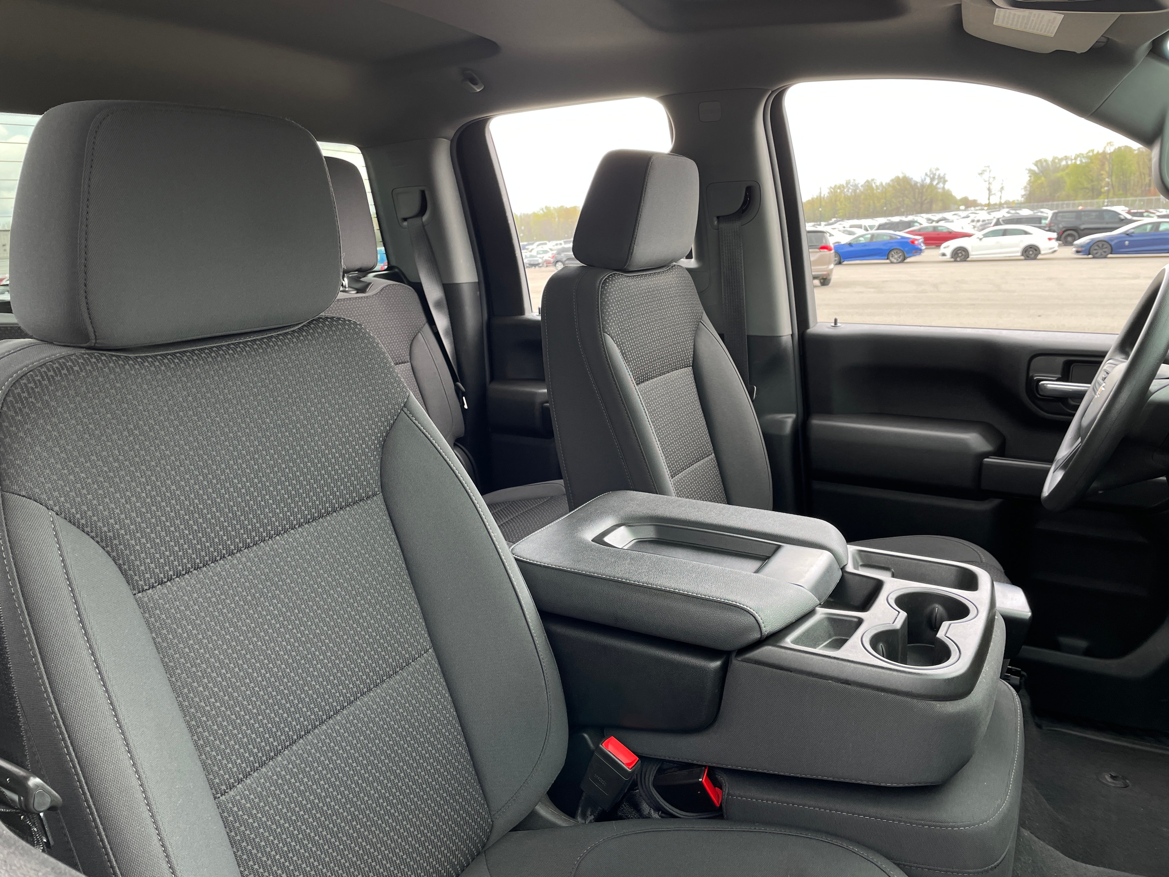 2022 Chevrolet Silverado 2500 Custom 2