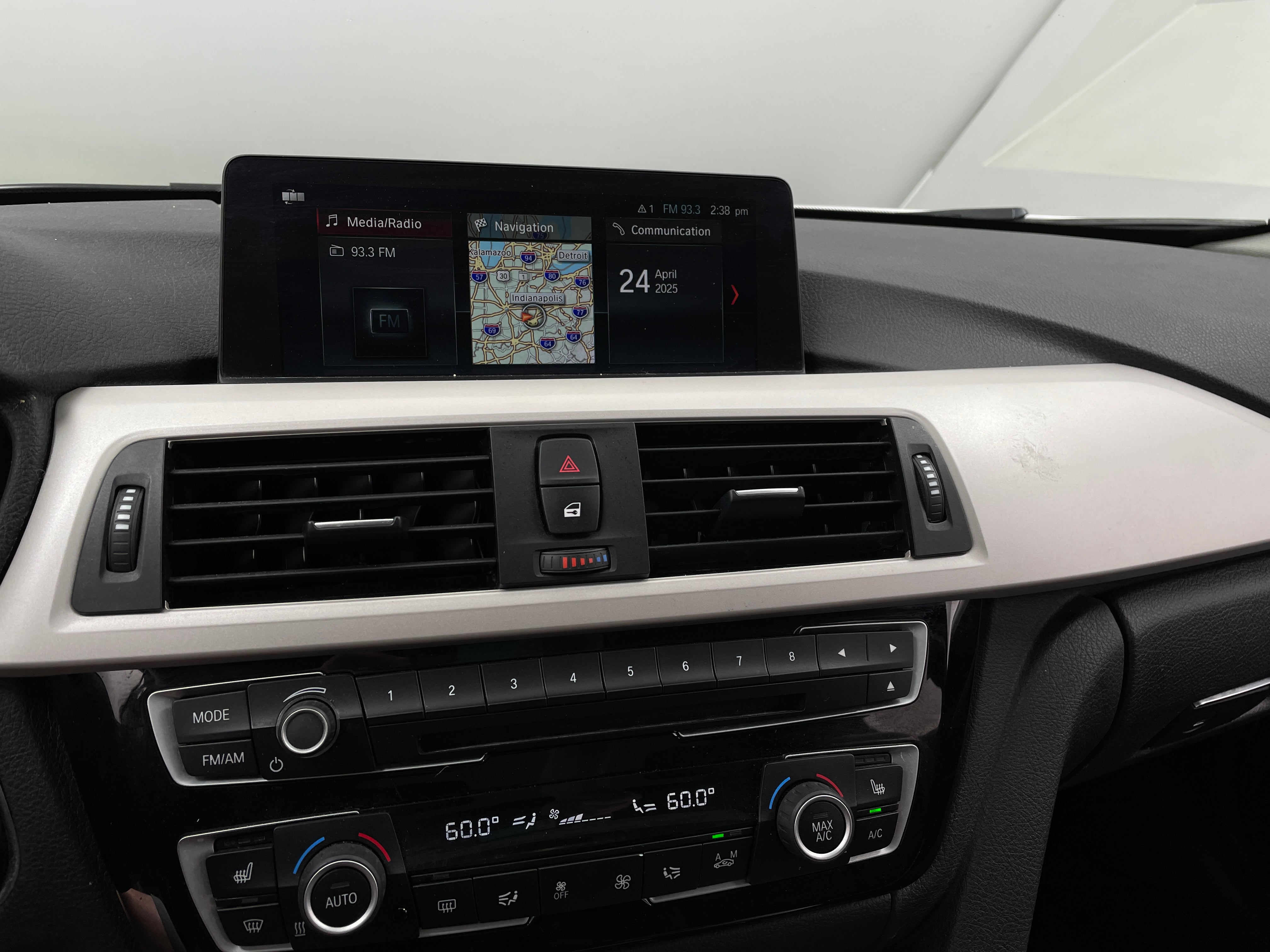 2018 BMW 3 Series 320i xDrive 3
