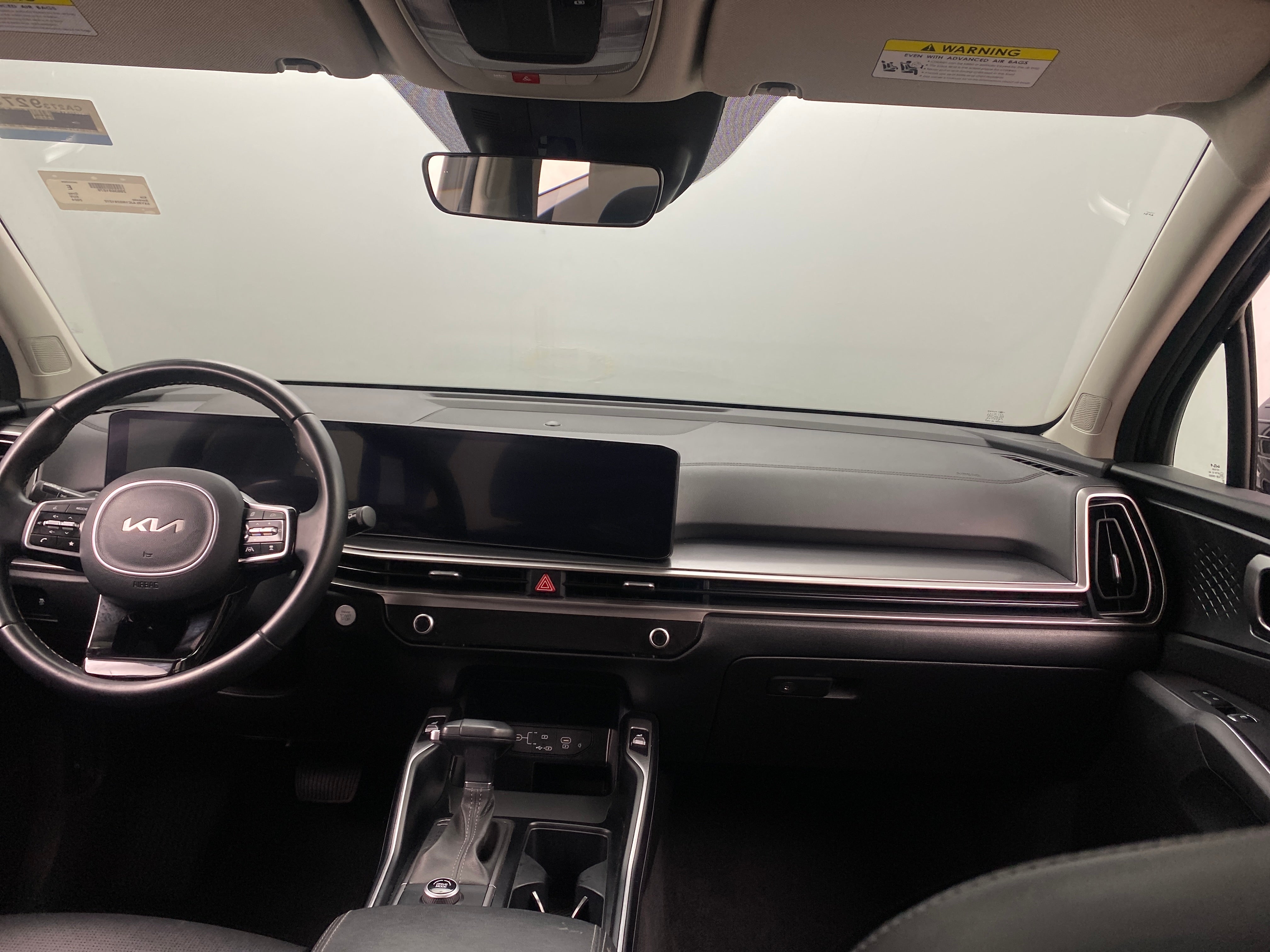 2024 Kia Sorento S 2