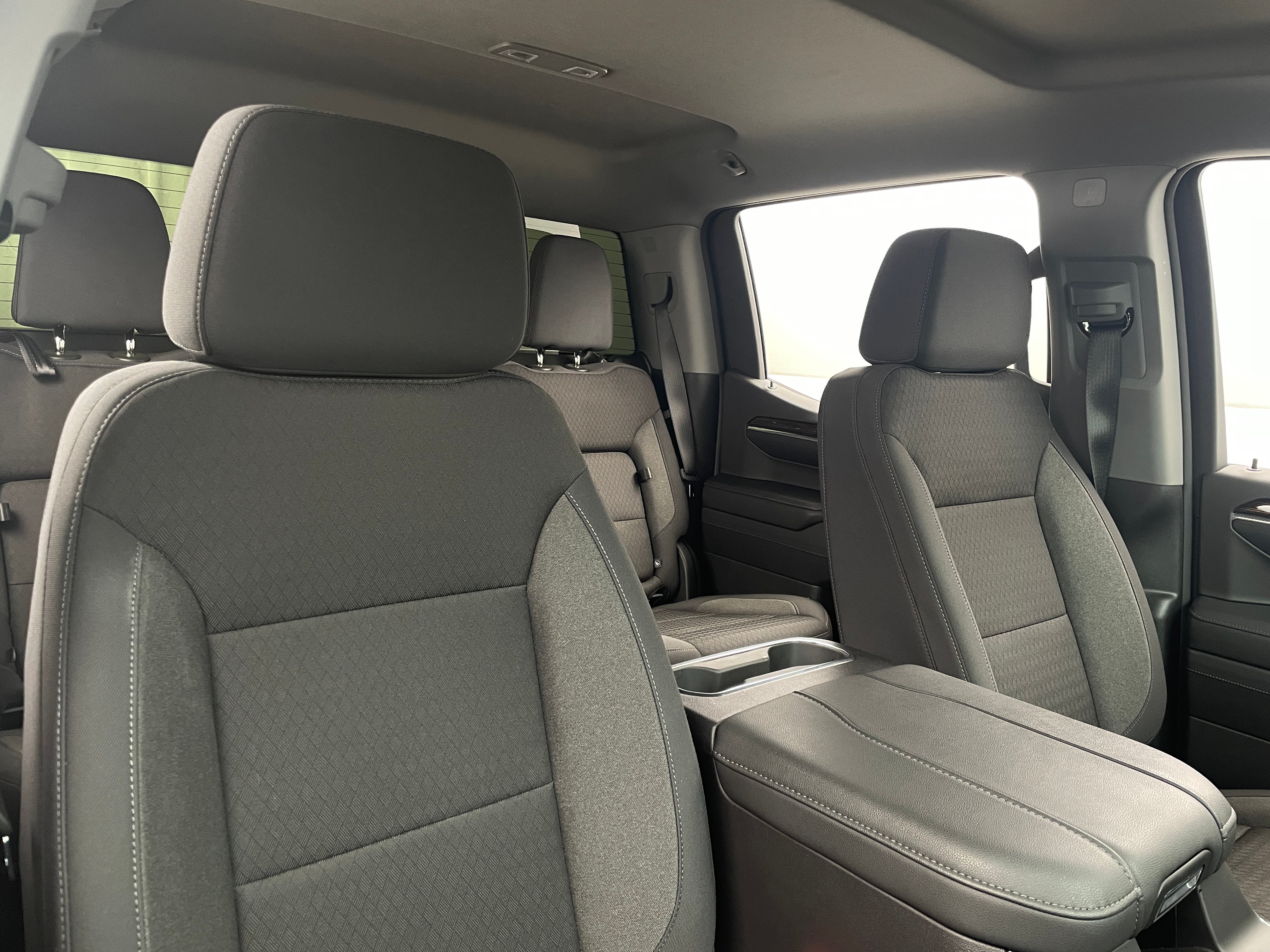 2024 GMC Sierra 1500 Elevation 2