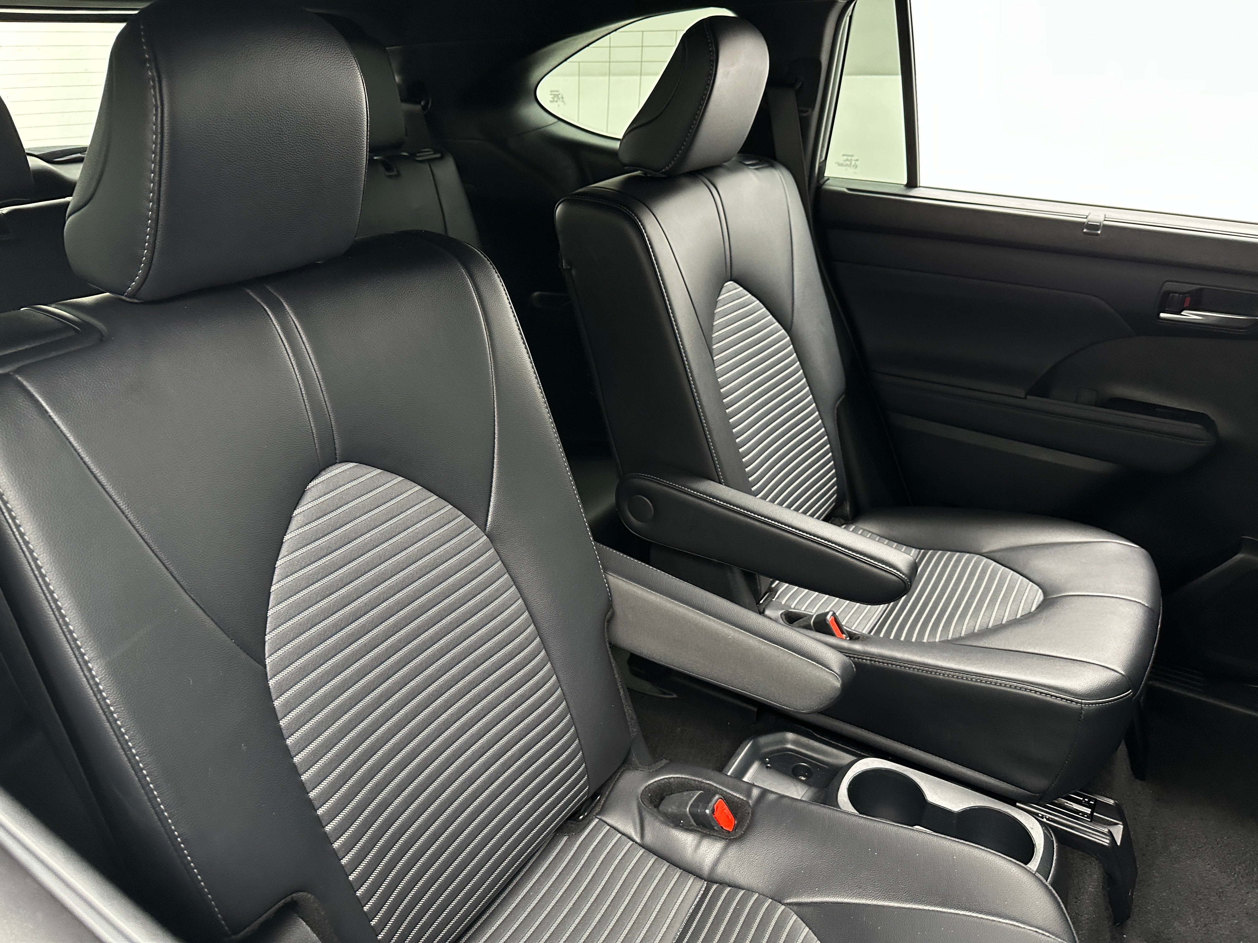 2024 Toyota Highlander XLE 6