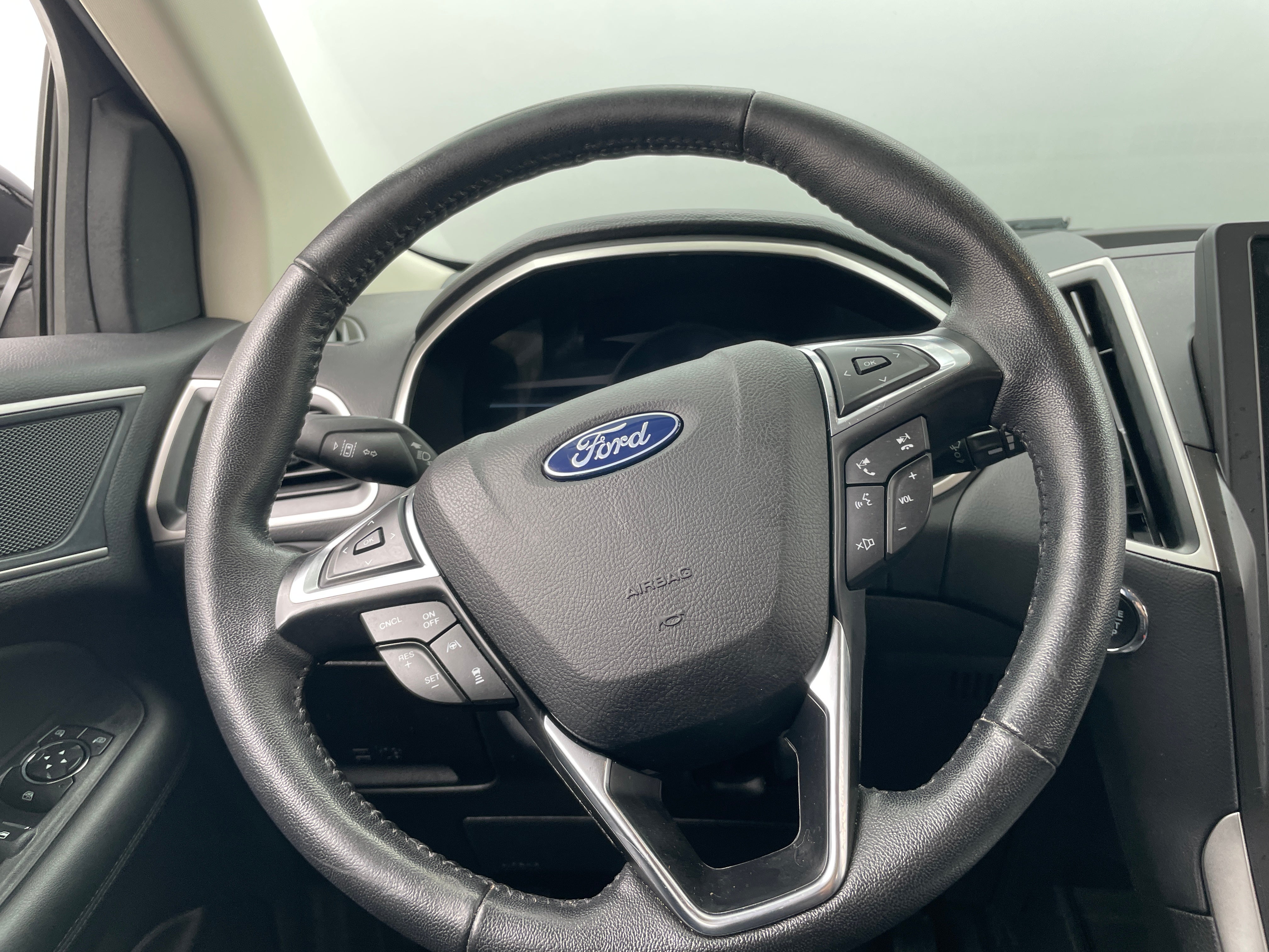 2021 Ford Edge SEL 4