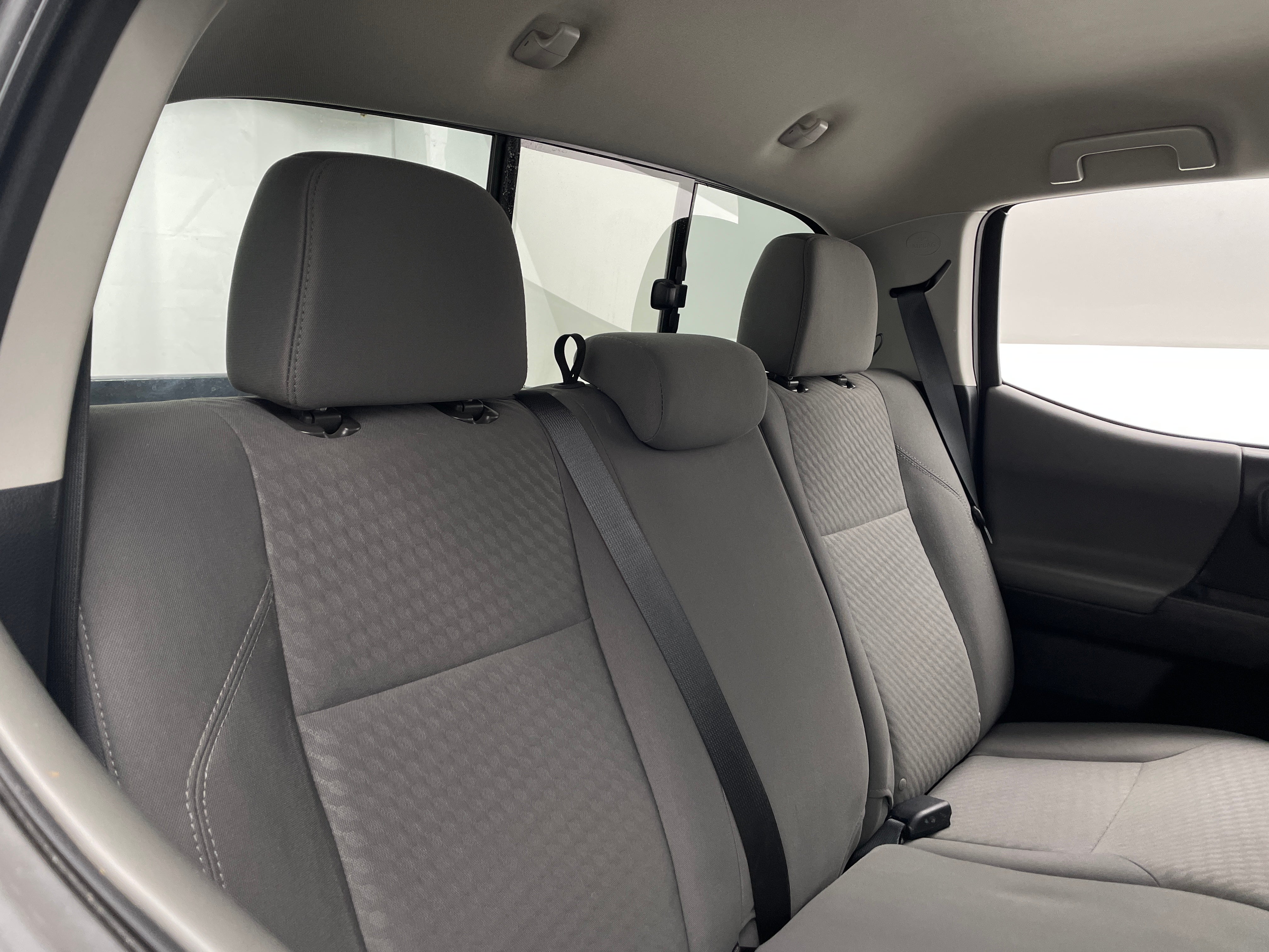 2020 Toyota Tacoma SR5 6