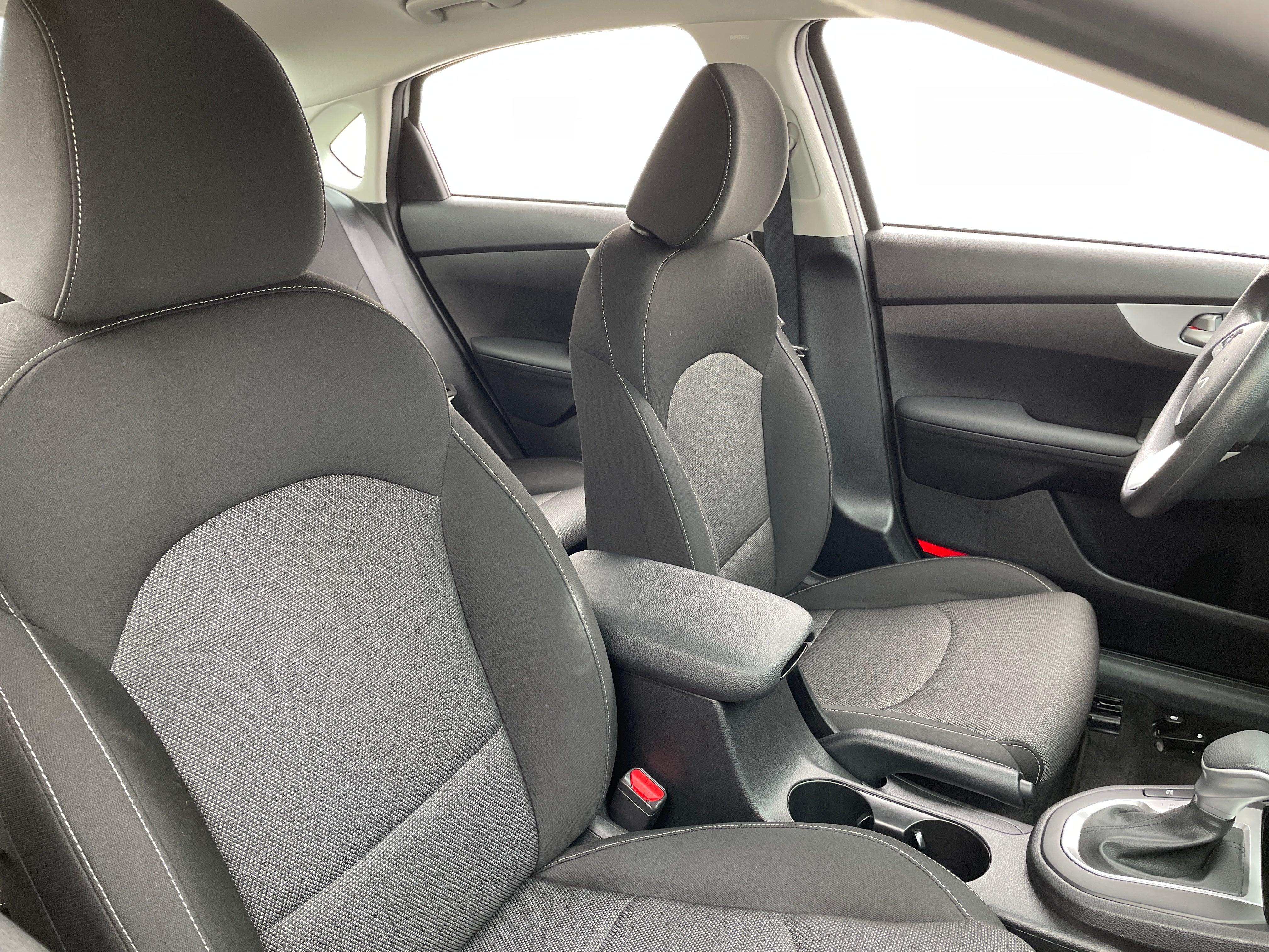 2024 Kia Forte LXS 2