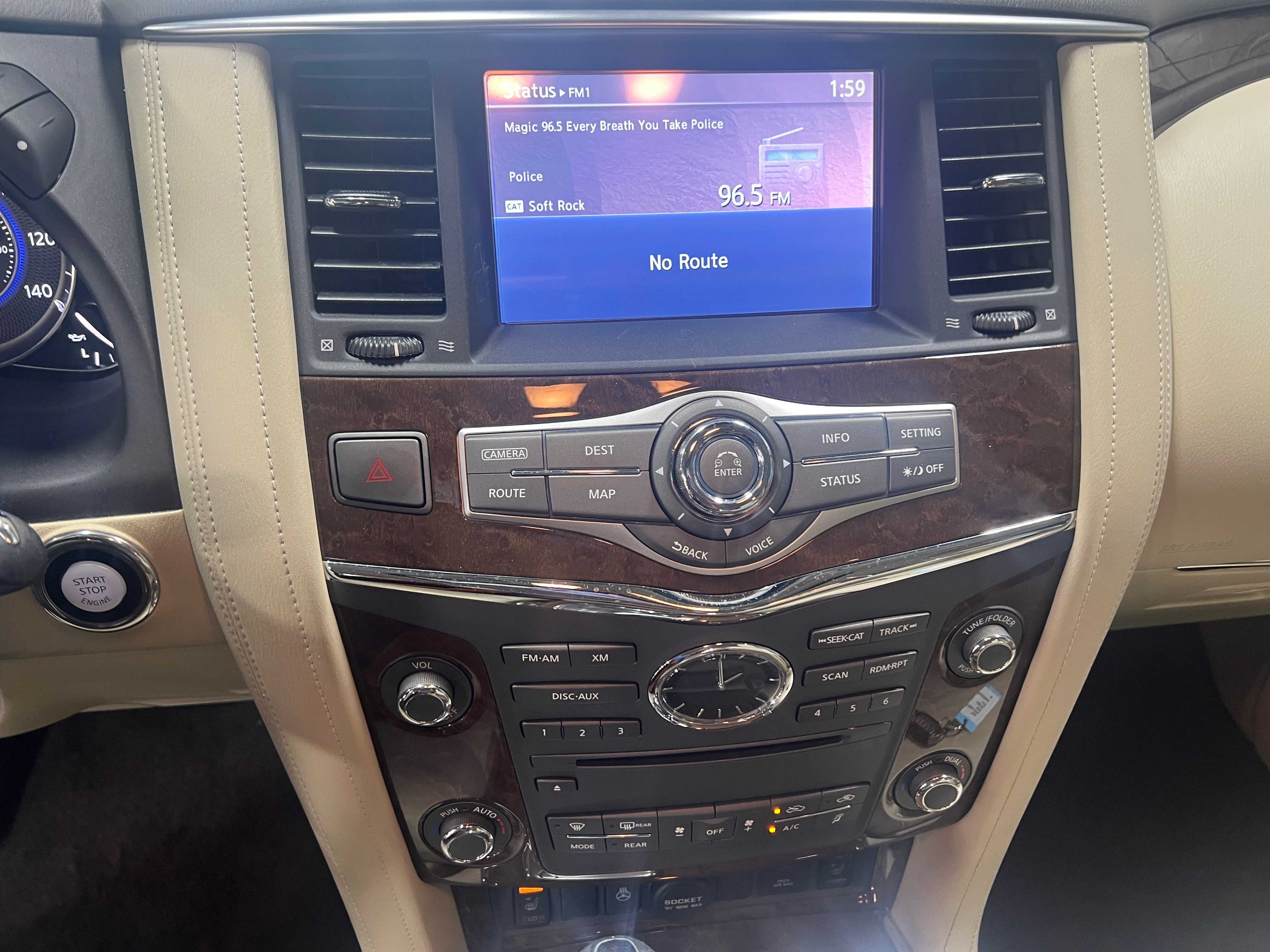 2017 INFINITI QX80 Base 3