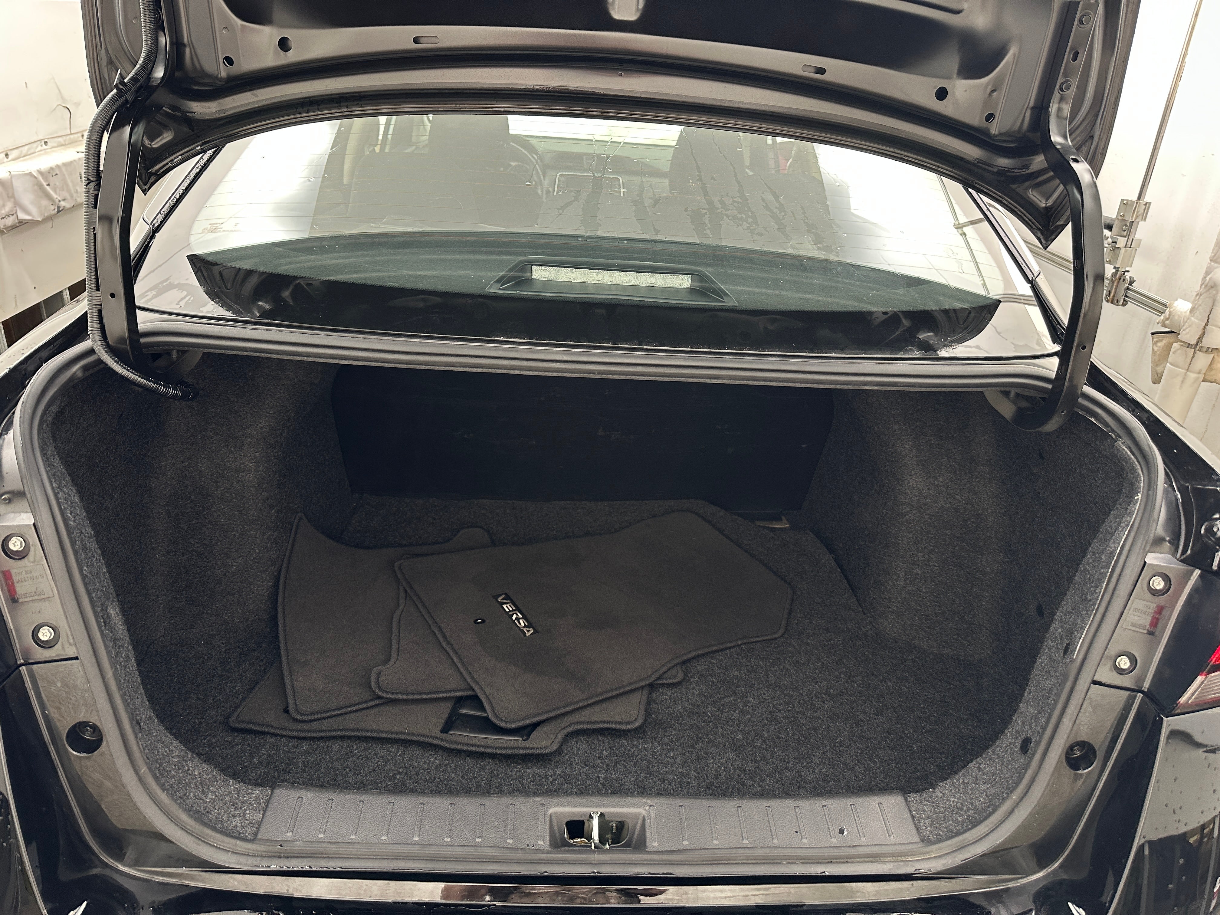 2024 Nissan Versa S 7