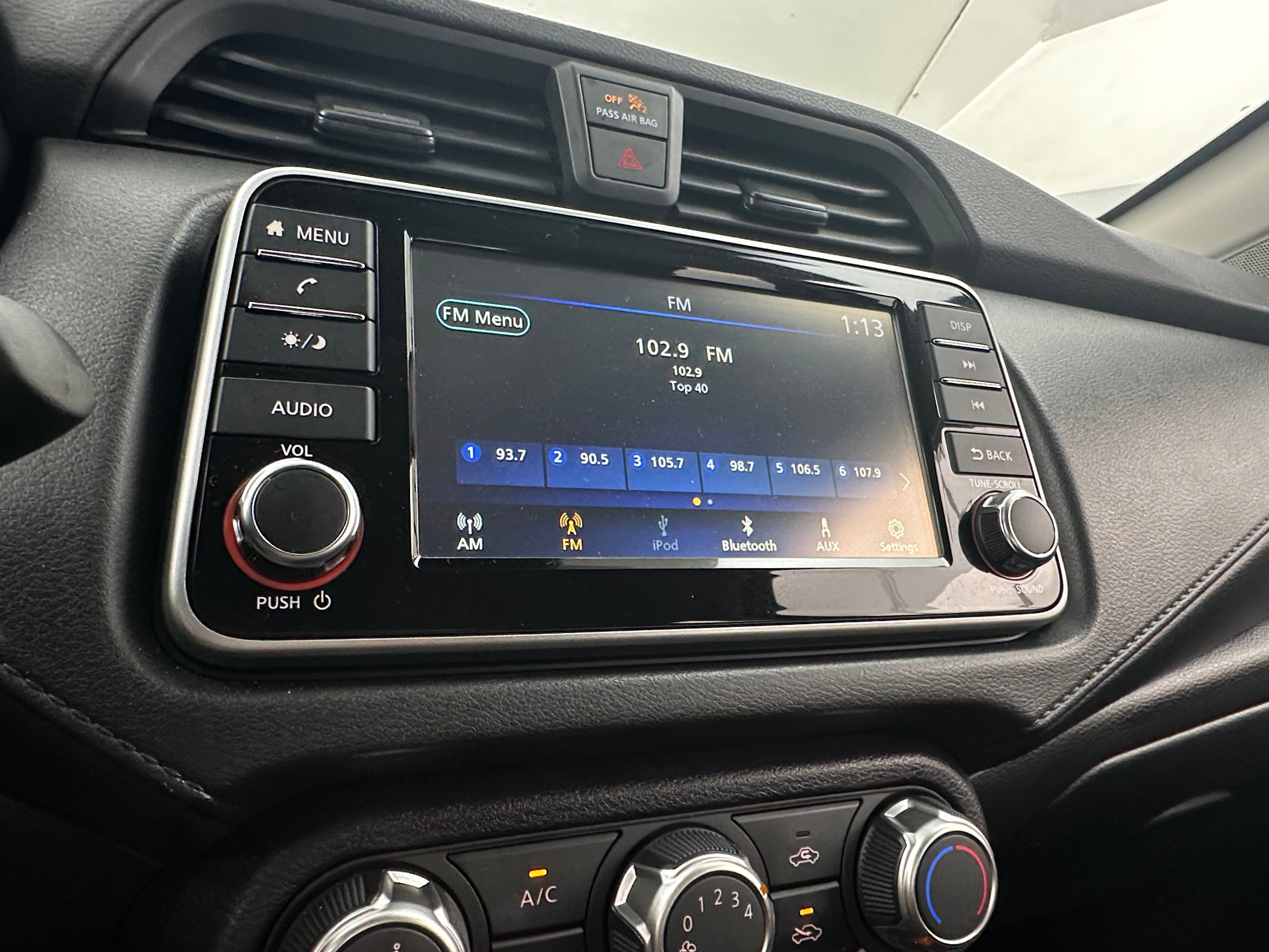 2024 Nissan Versa S 4