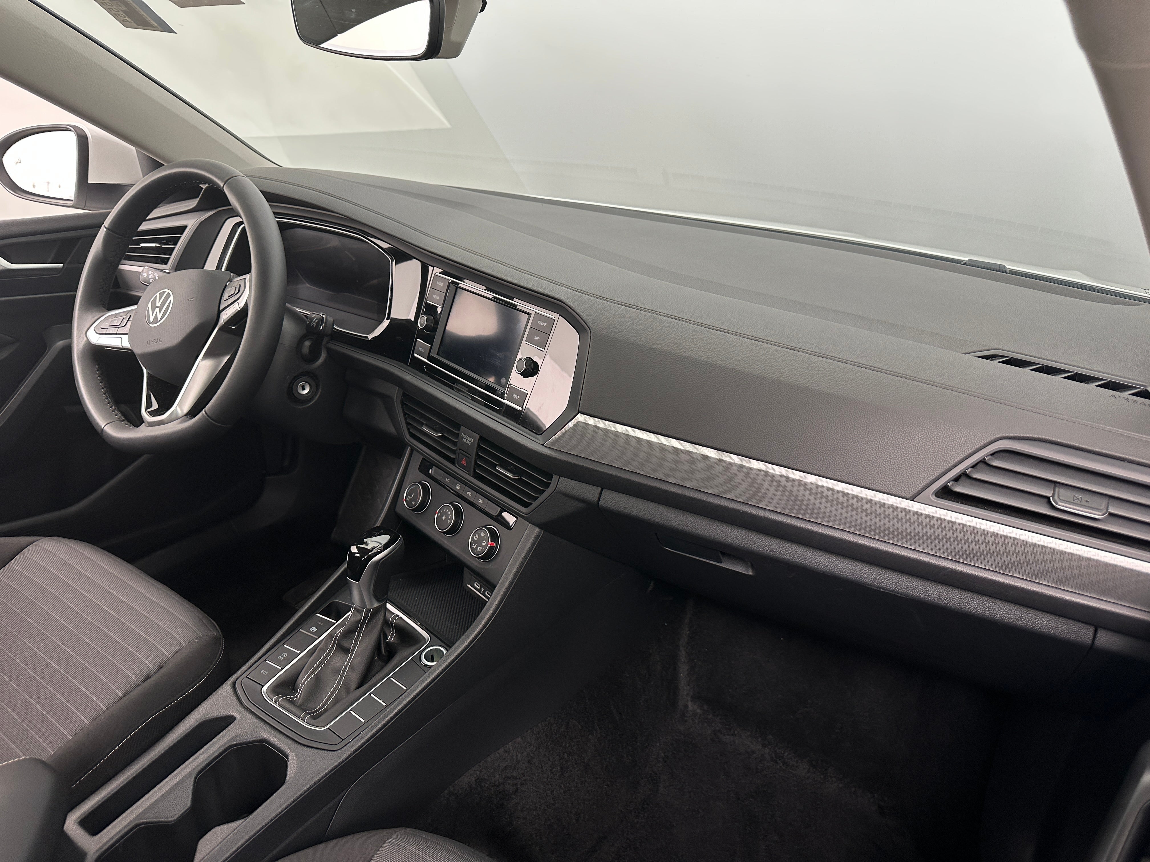 2024 Volkswagen Jetta S 3