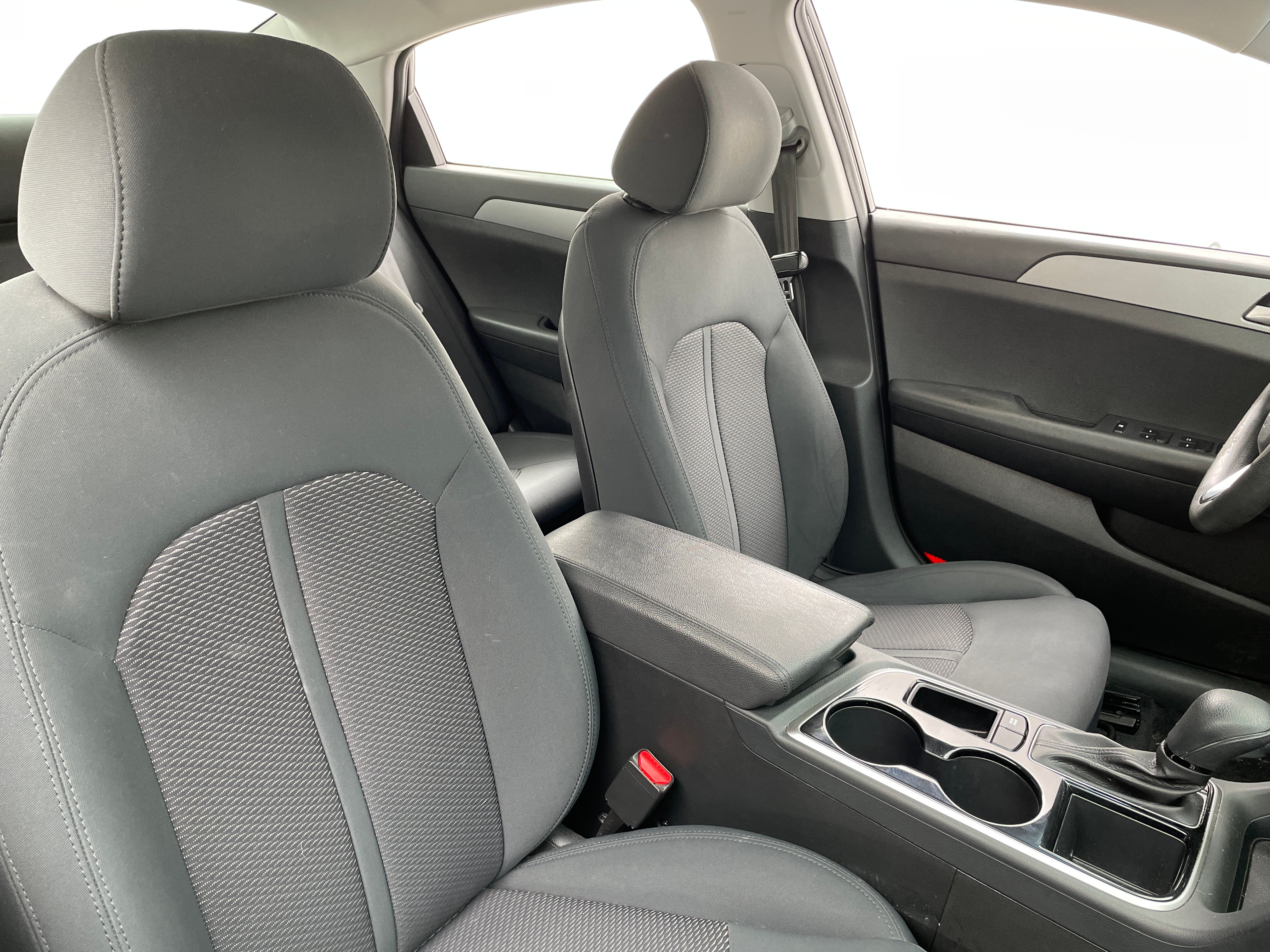 2019 Hyundai Sonata SE 2