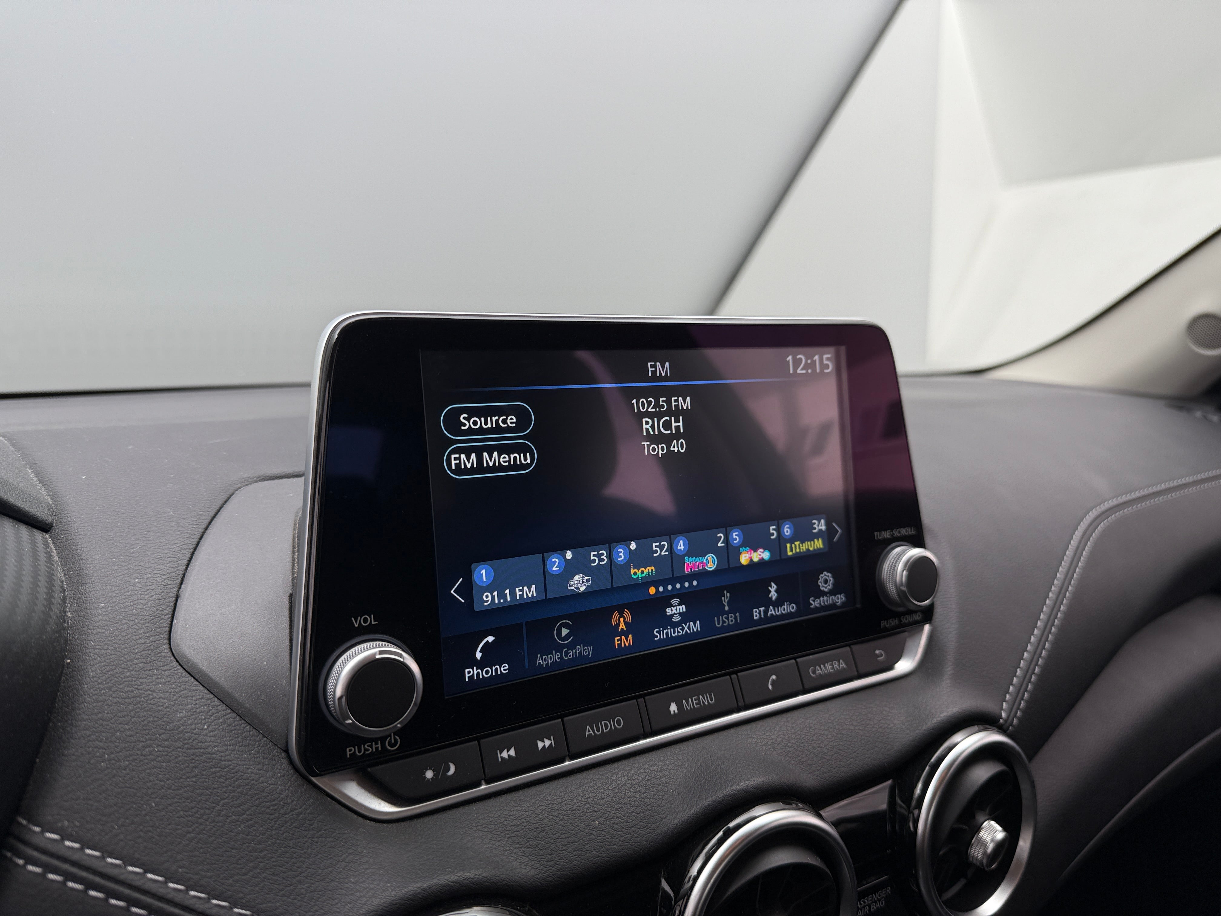 2024 Nissan Sentra SV 4
