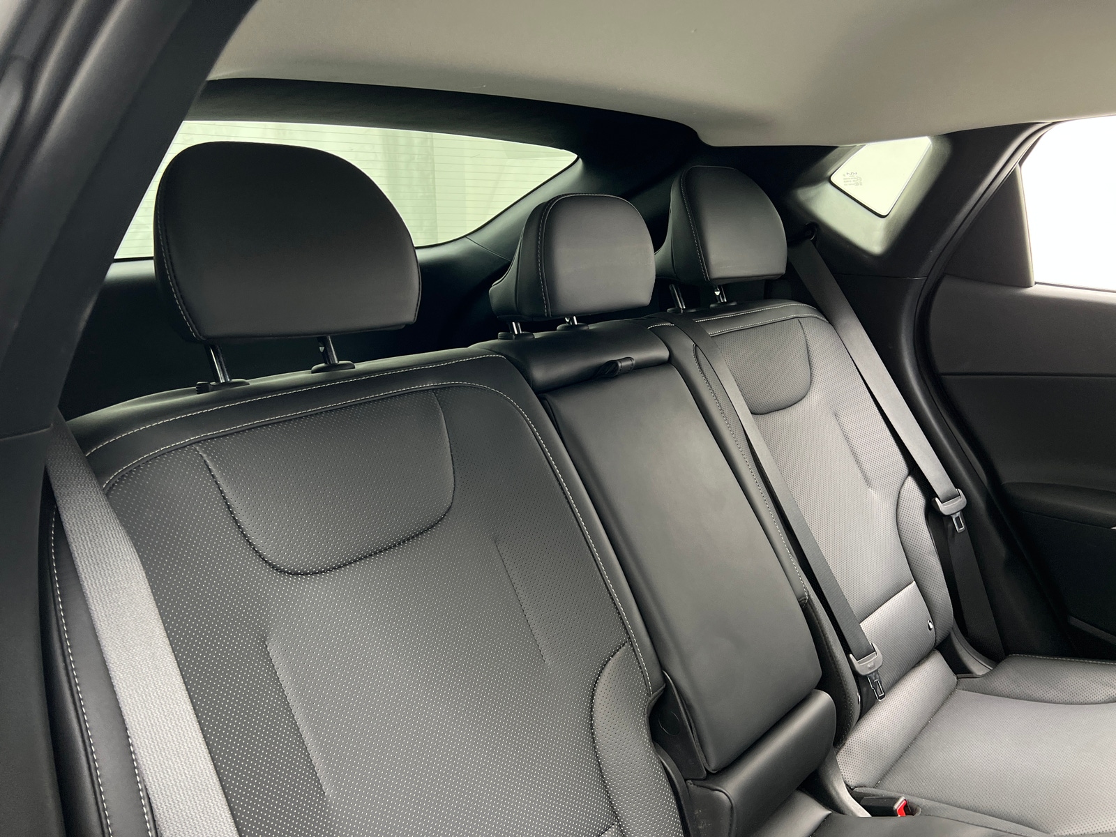 Thumbnail: 2023 Kia EV6 - 5