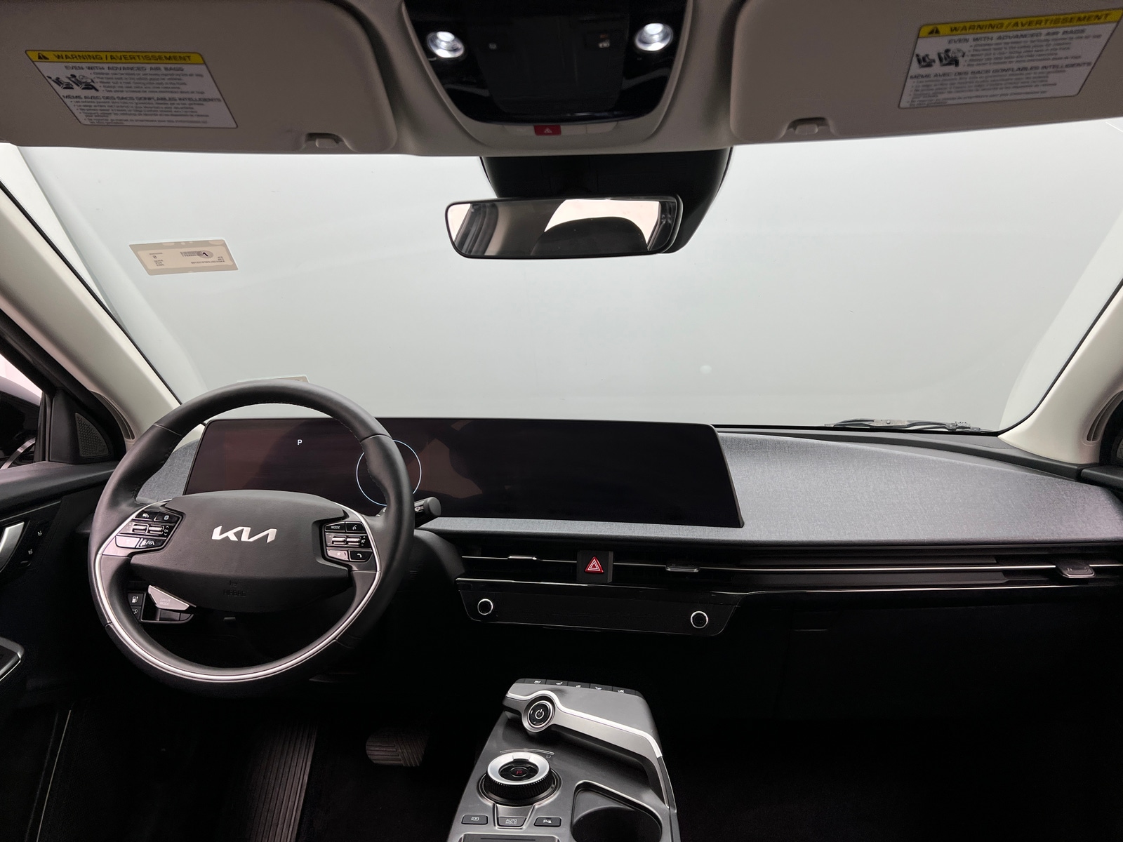 Thumbnail: 2023 Kia EV6 - 2