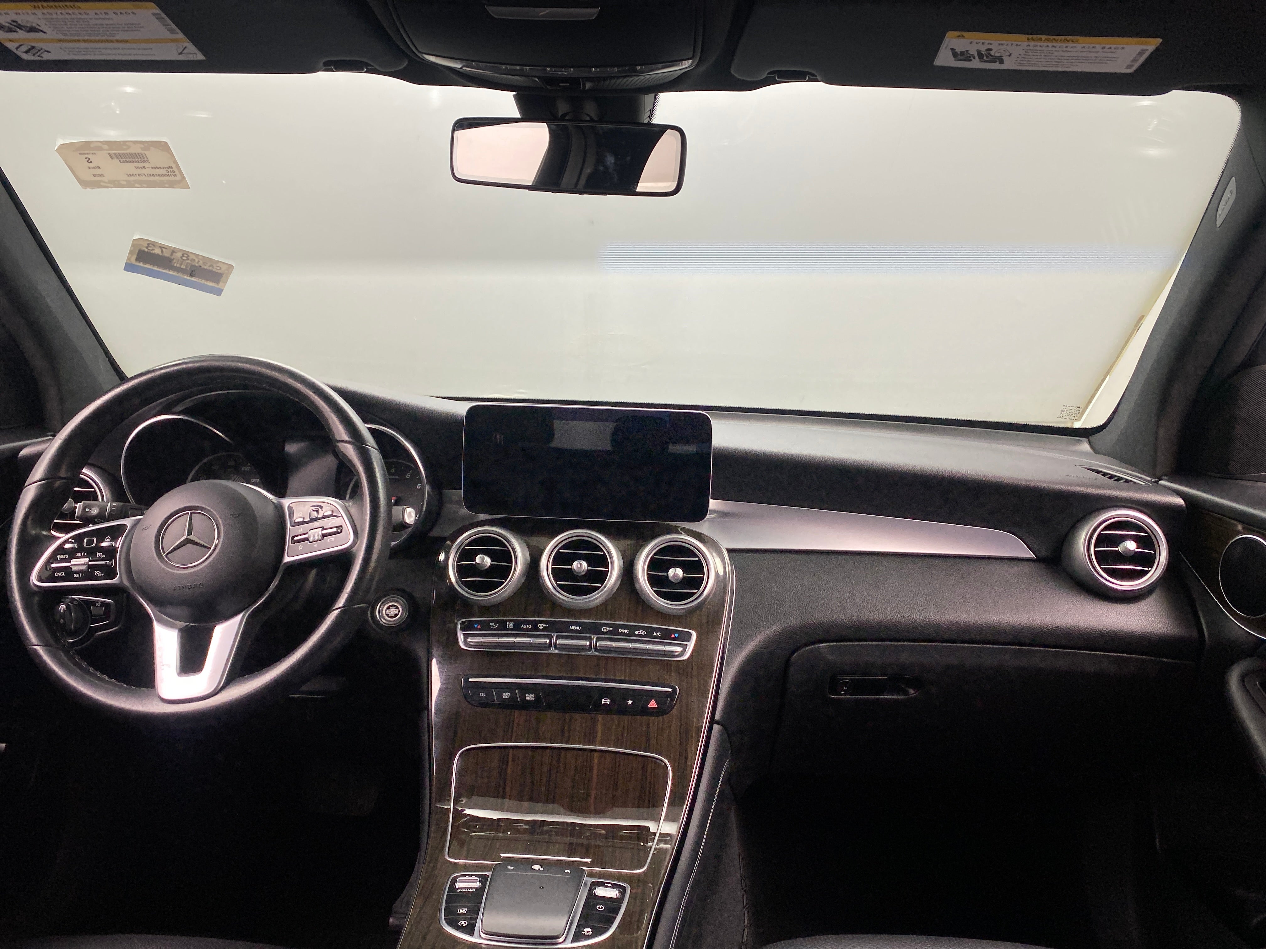 2020 Mercedes-Benz GLC 300 2