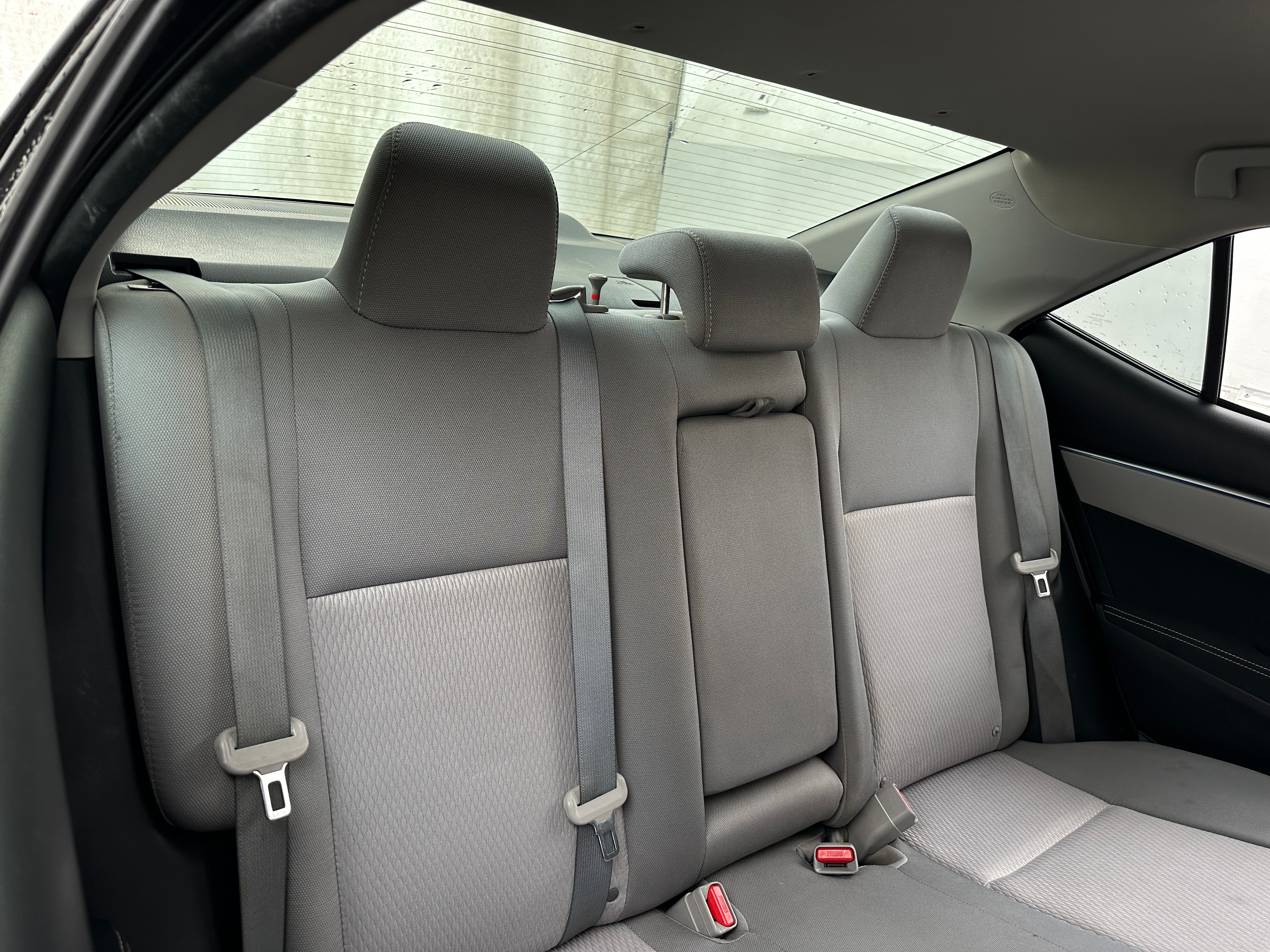 2015 Toyota Corolla LE 6