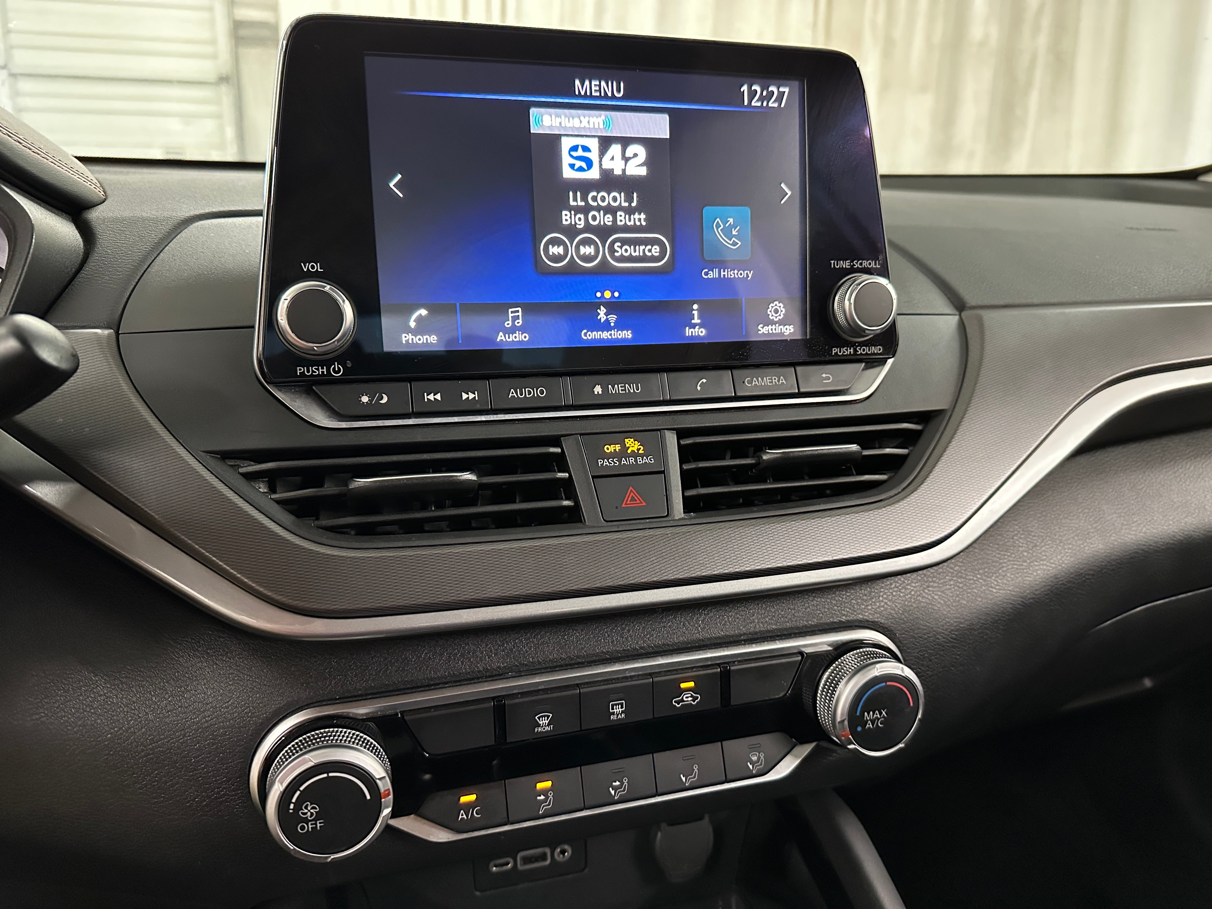 2024 Nissan Altima SR 4