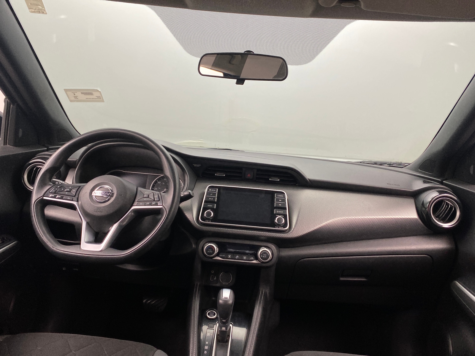 Thumbnail: 2019 Nissan Kicks - 3