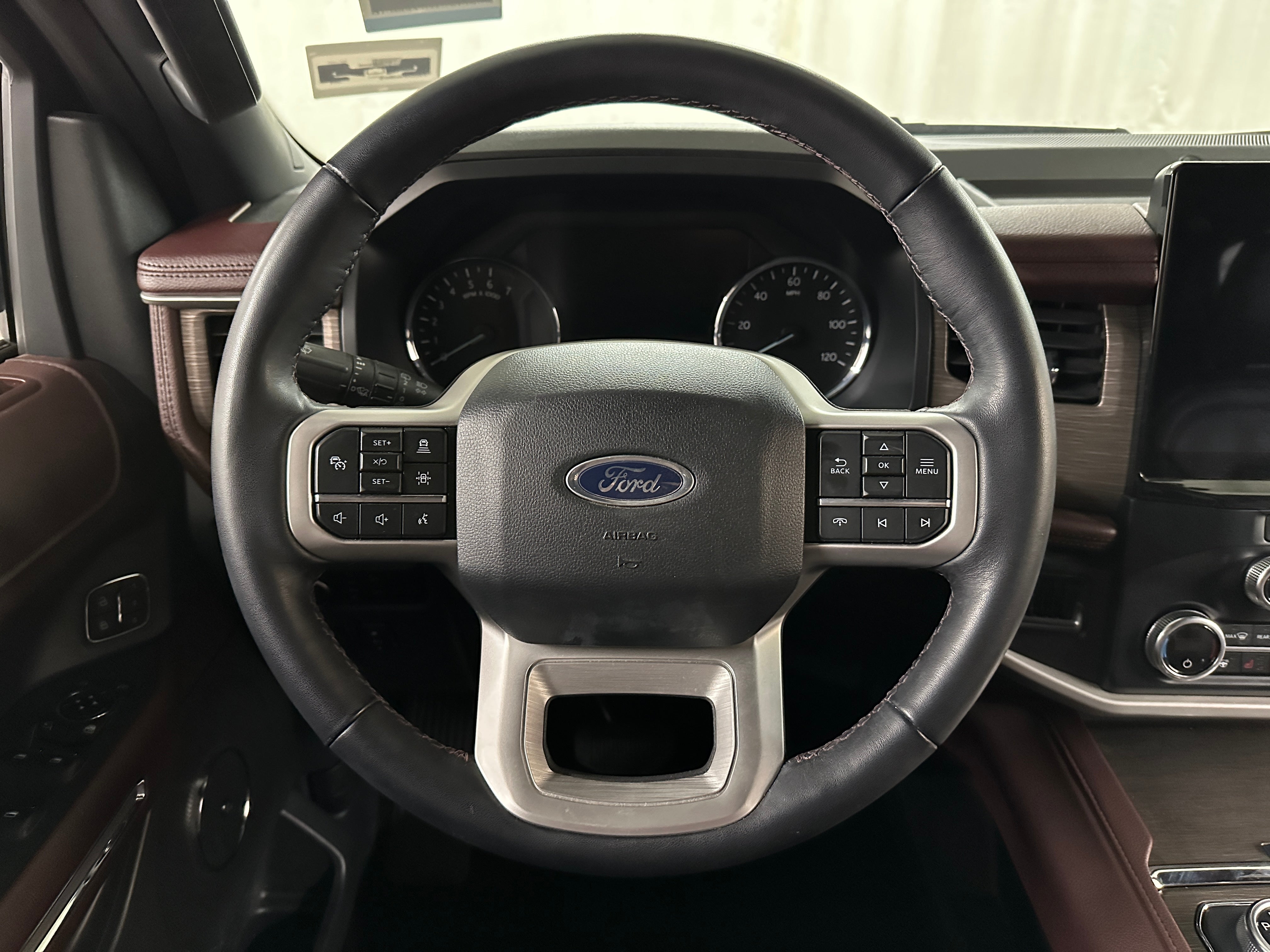 2024 Ford Expedition Limited 4
