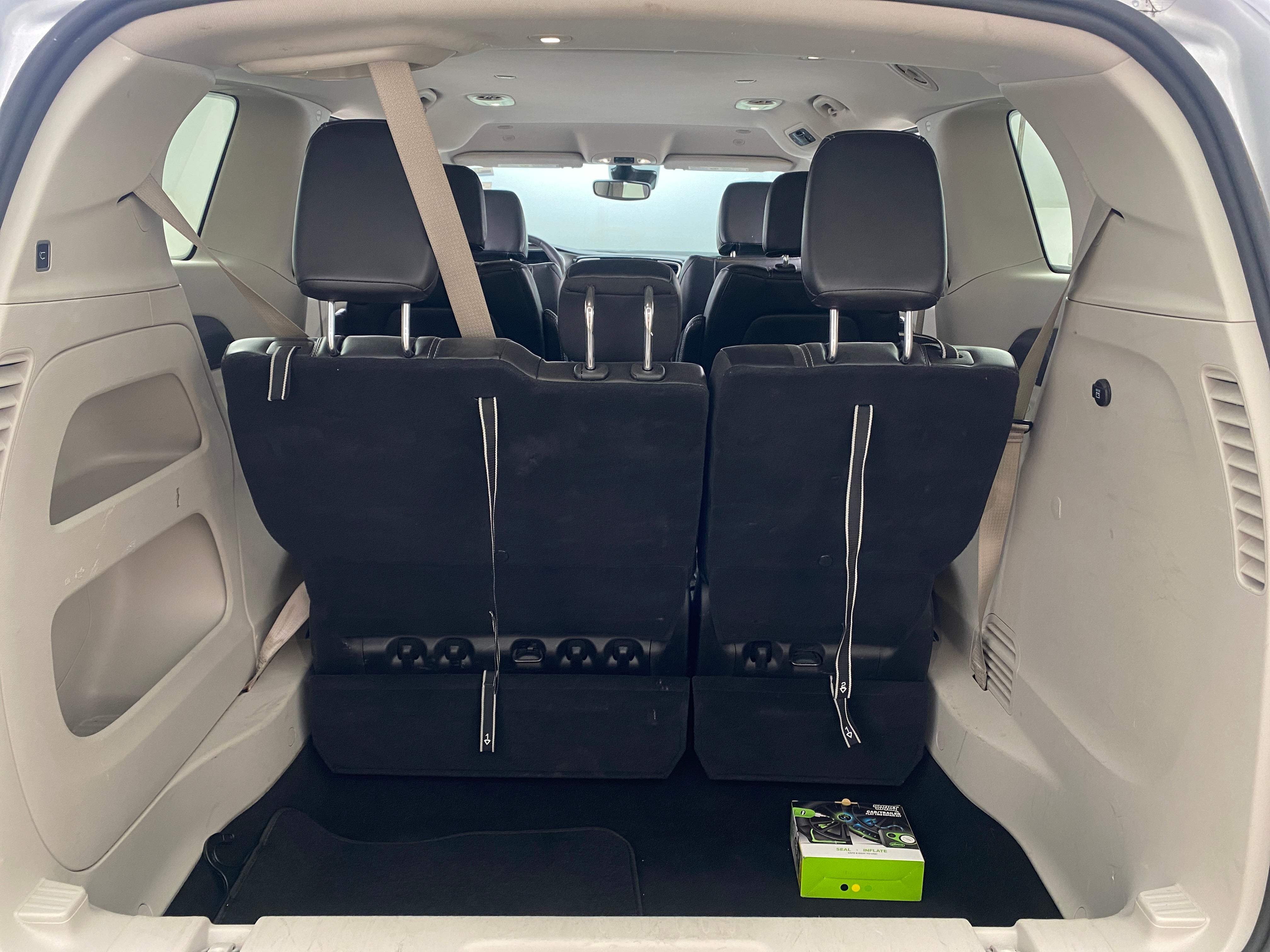 2023 Chrysler Pacifica Touring L 6