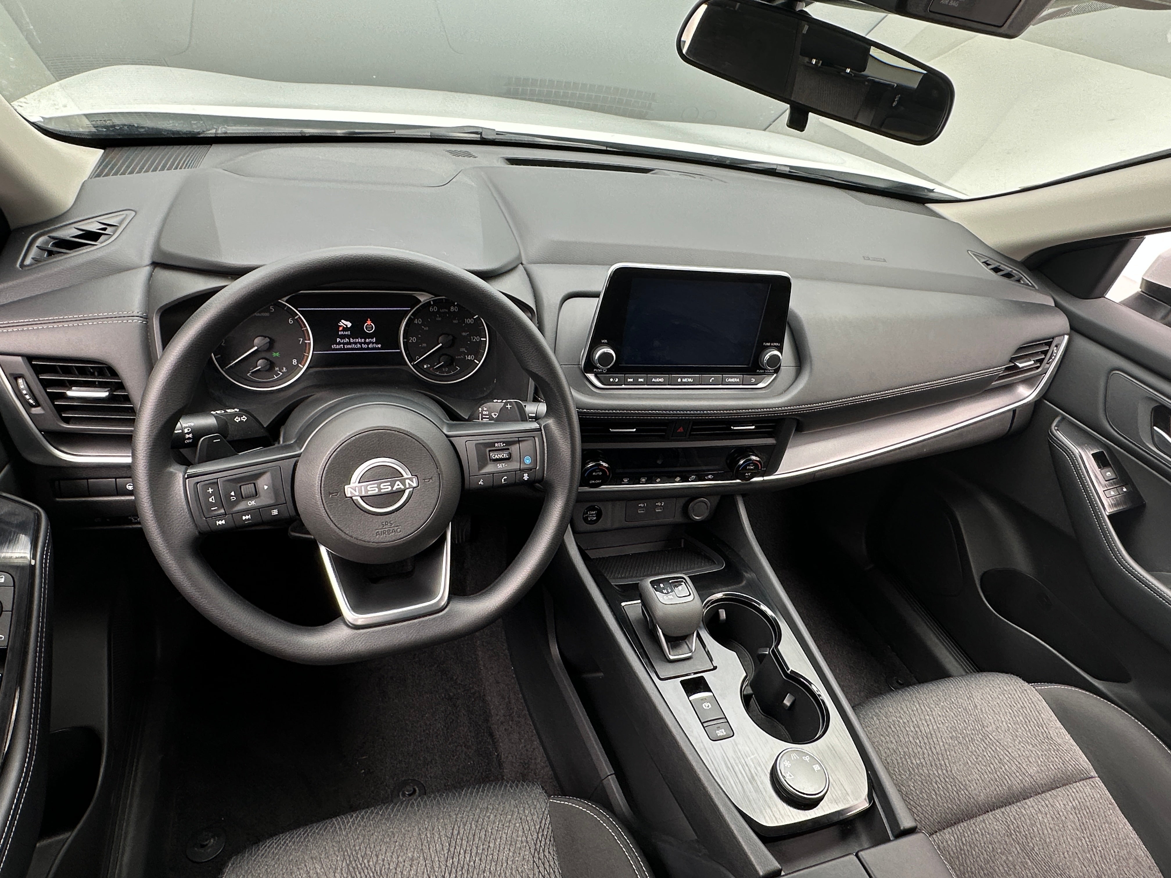 2024 Nissan Rogue SV 3