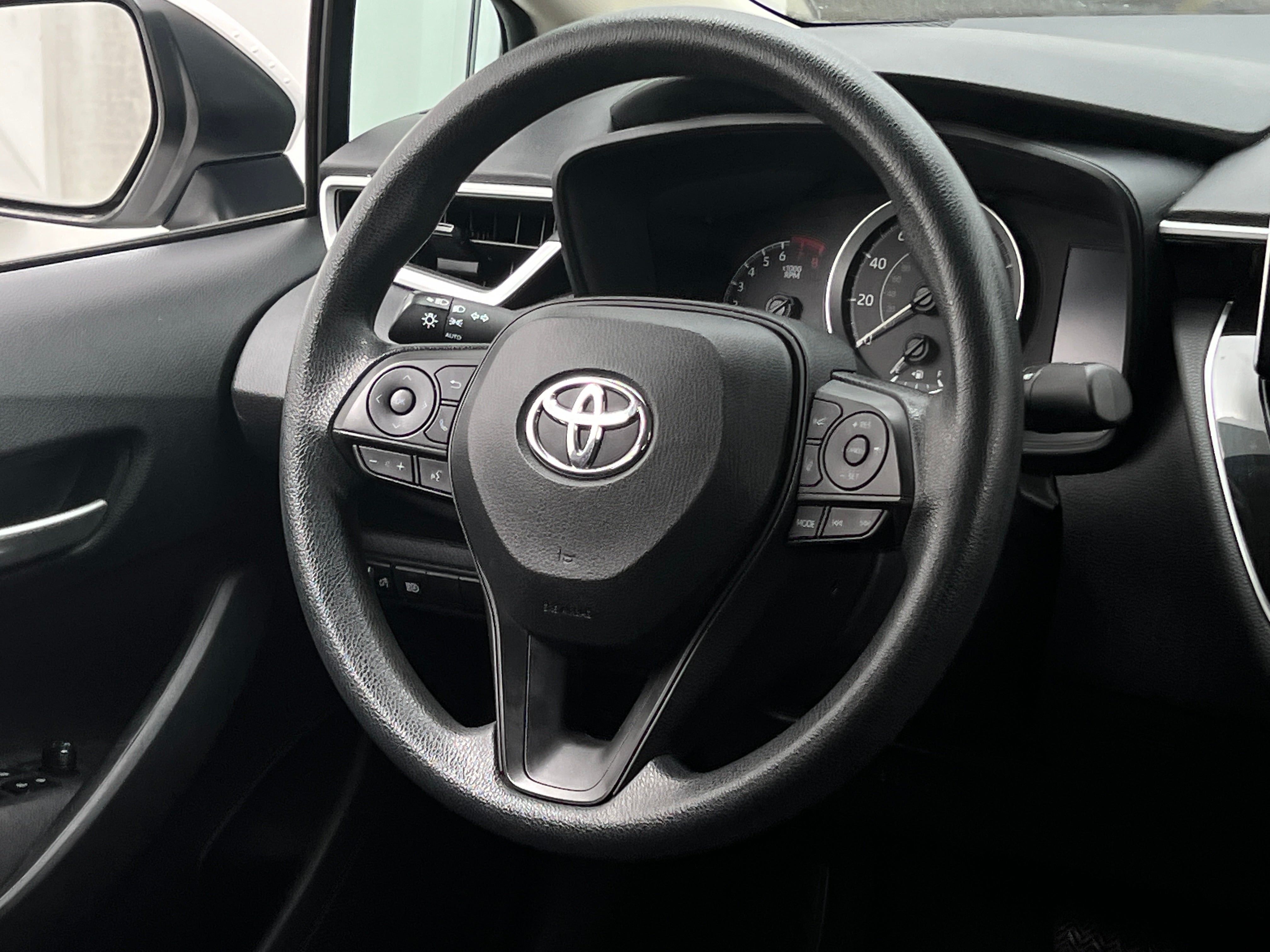 2020 Toyota Corolla LE 5