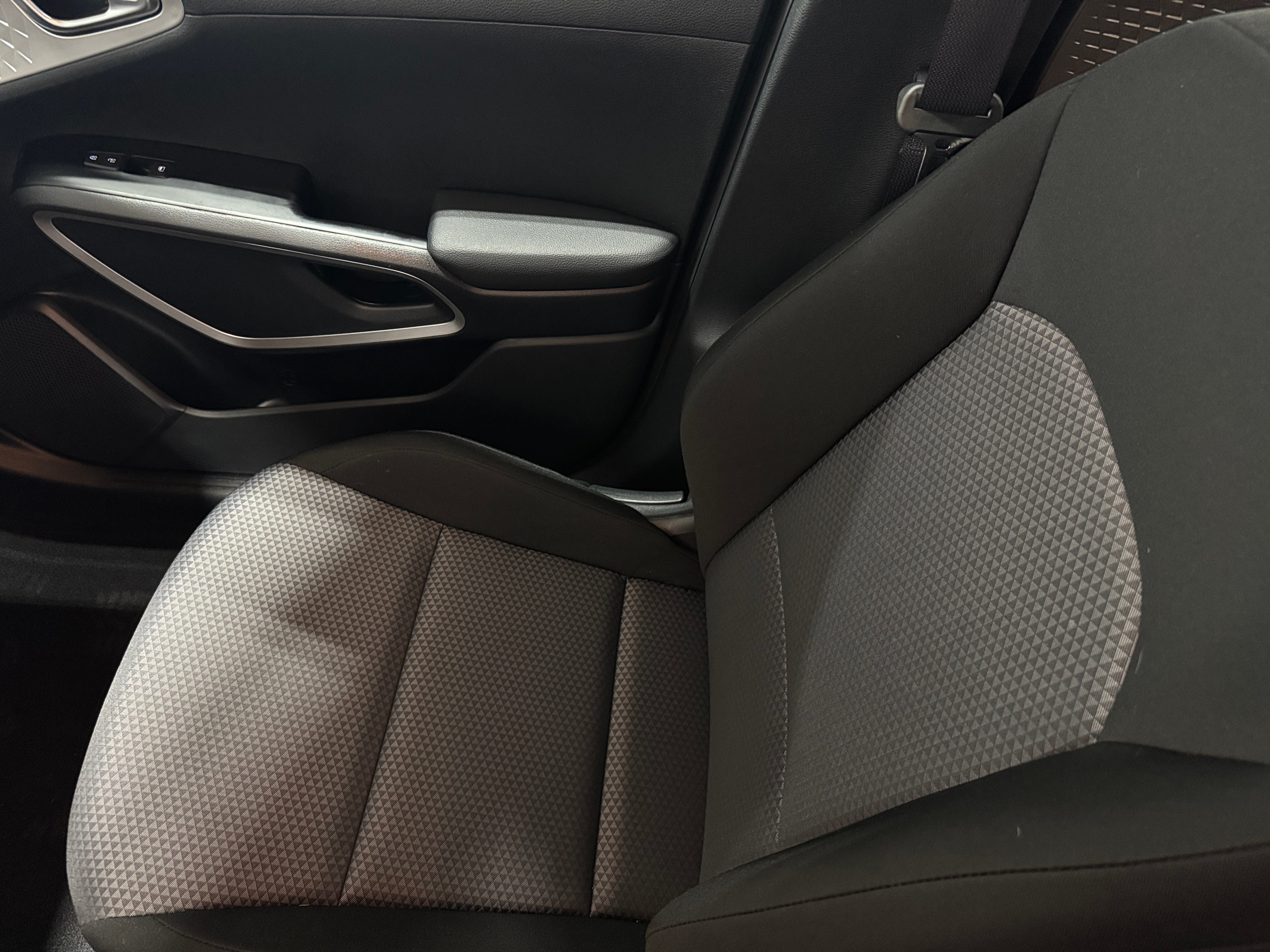 2024 Kia Soul LX 2