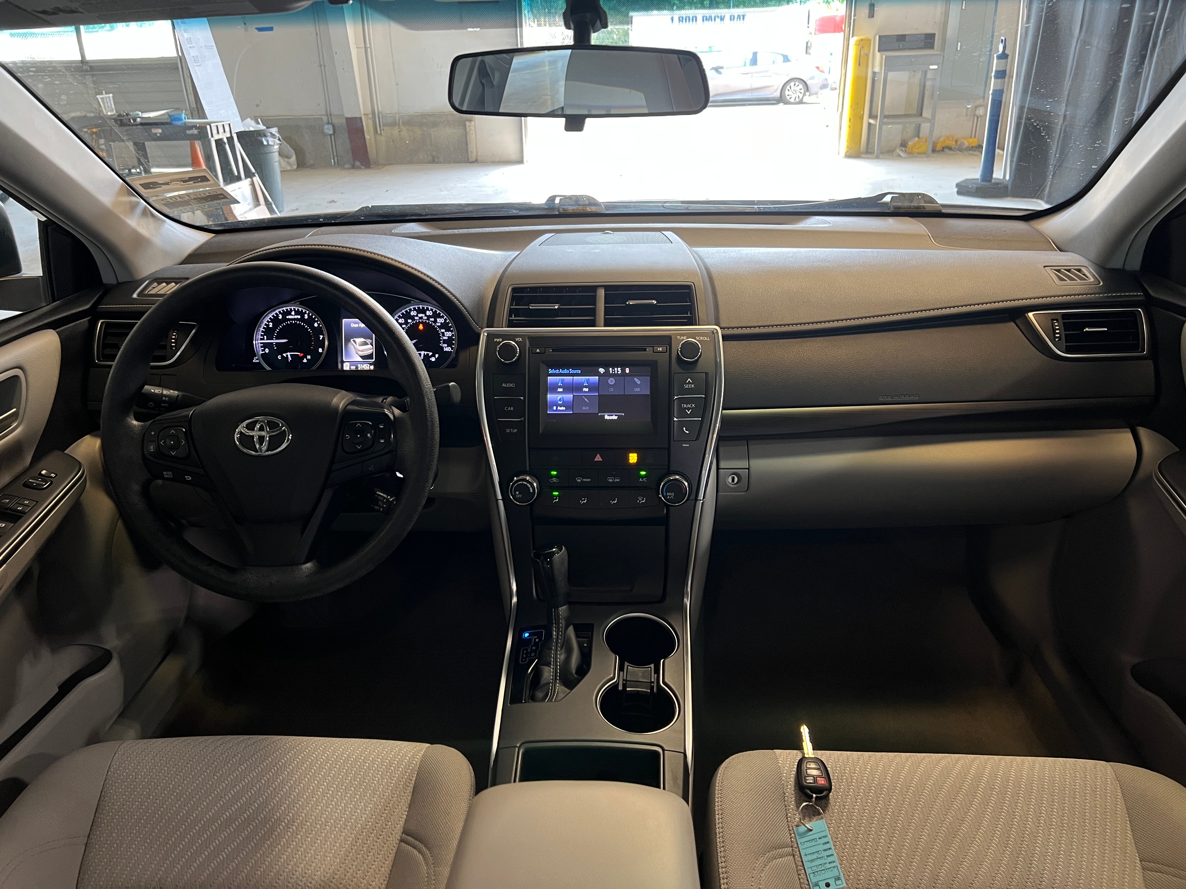 2017 Toyota Camry LE 3