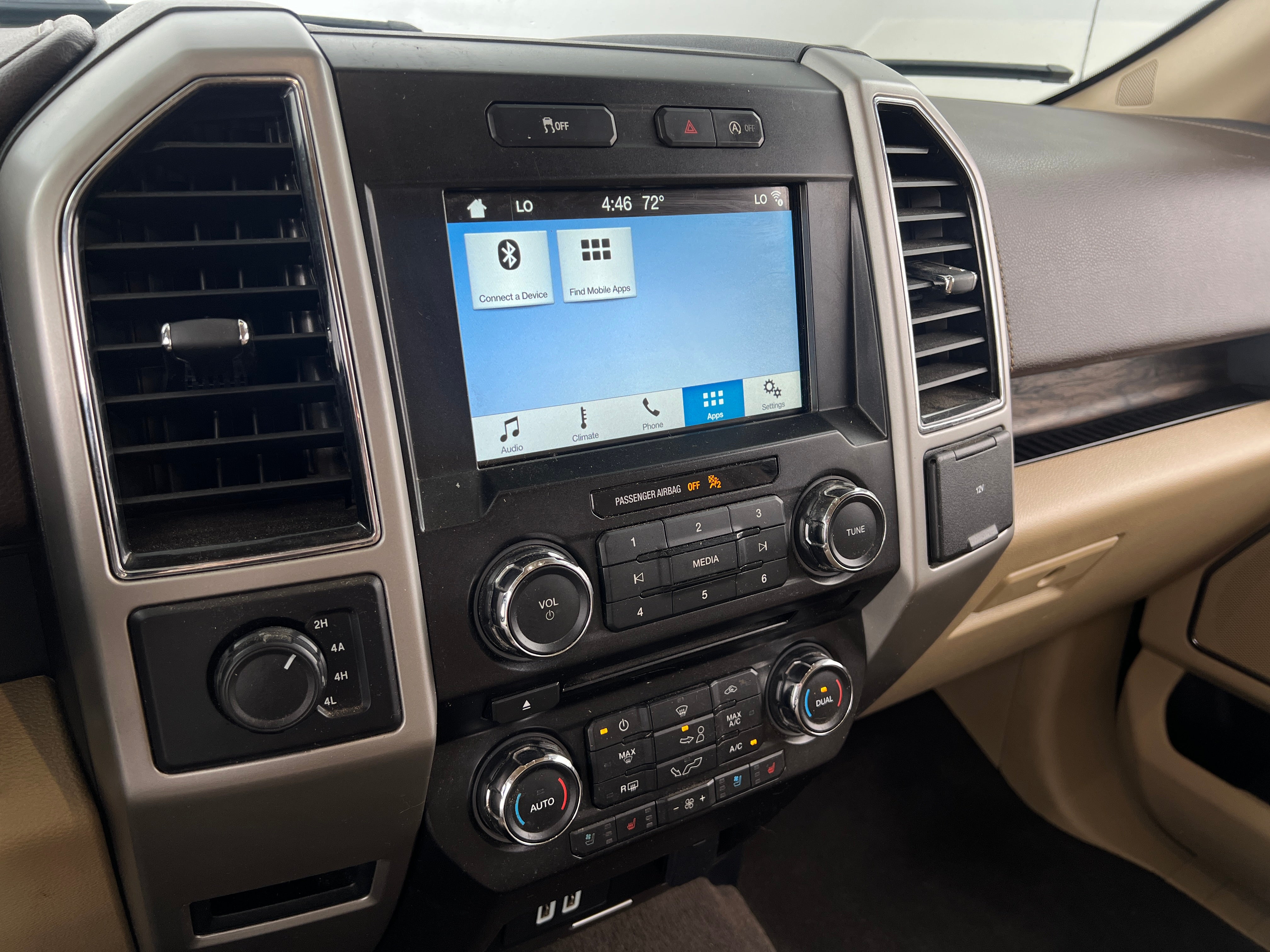 2018 Ford Econoline E-150 3