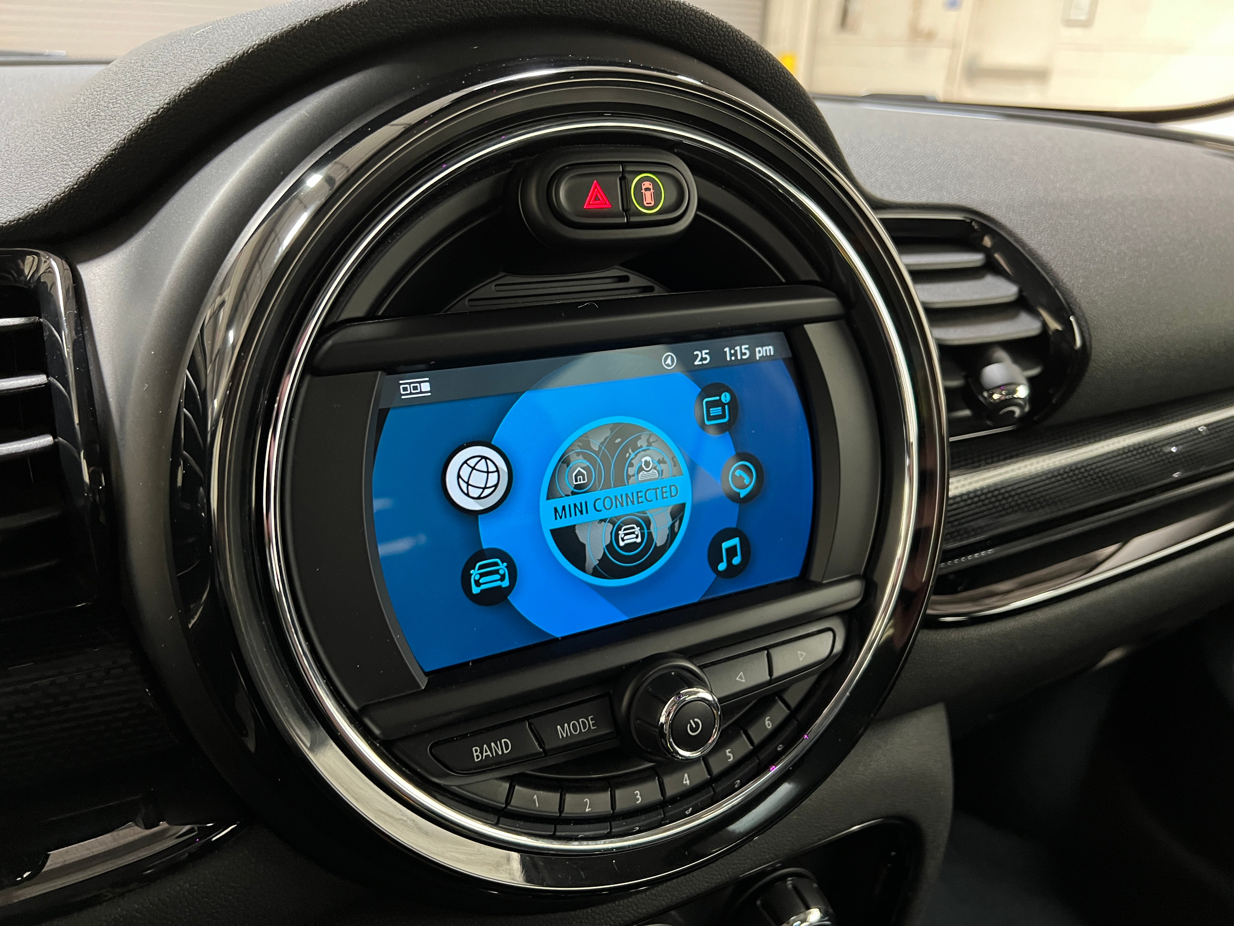 2019 MINI Cooper Clubman  3