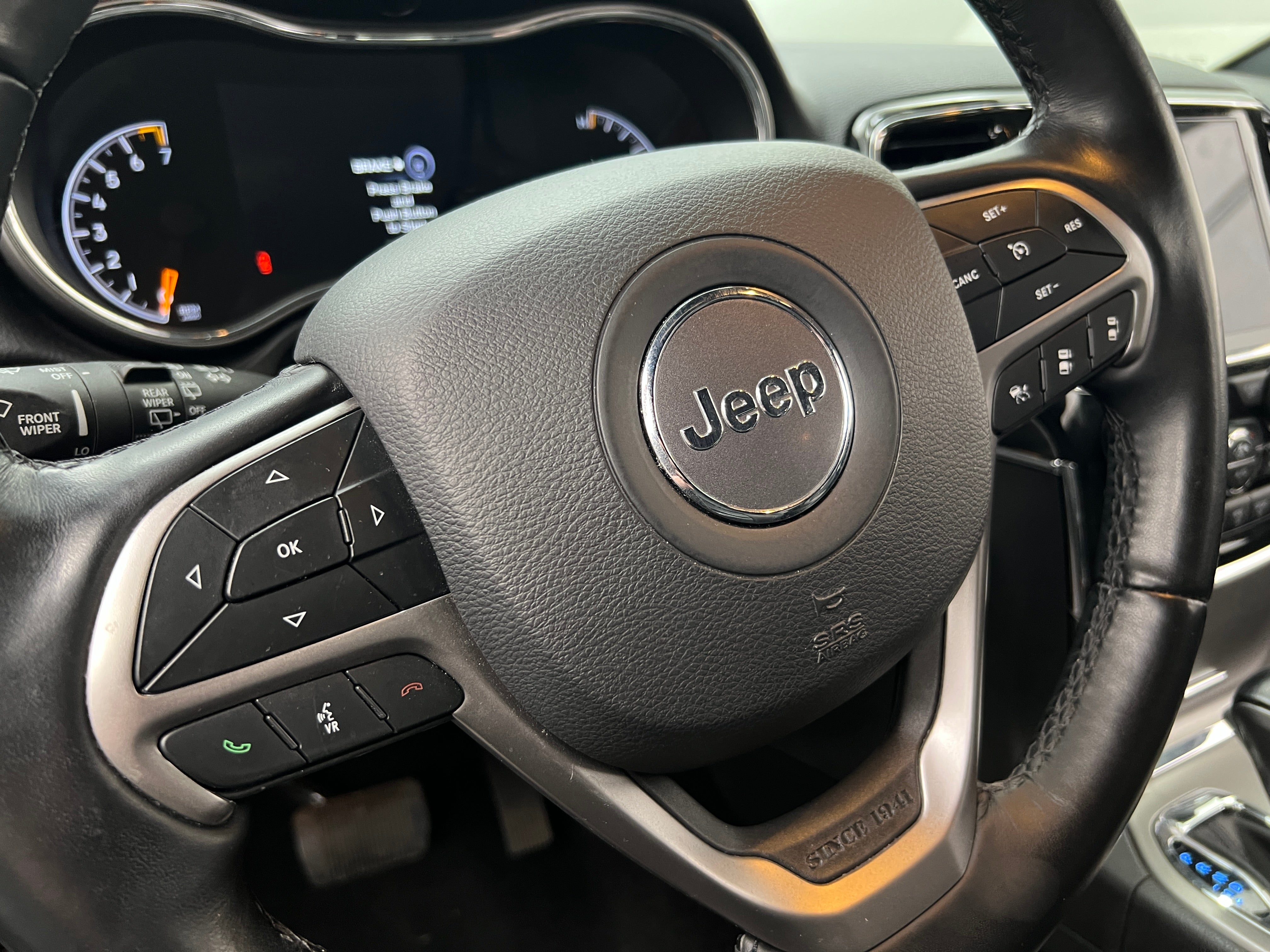 2021 Jeep Grand Cherokee 80th Anniversary 4