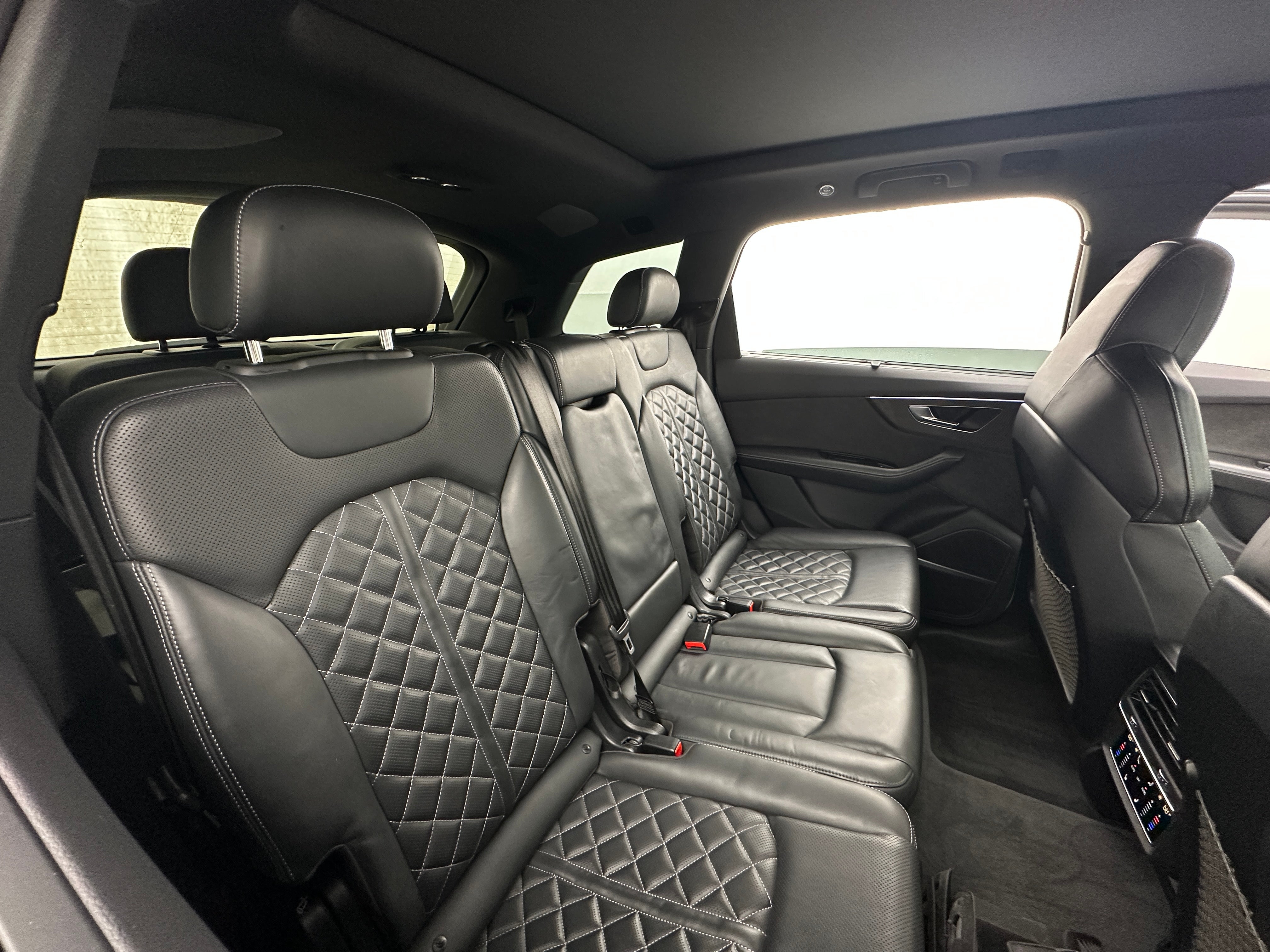 2022 Audi SQ7 Premium Plus 5