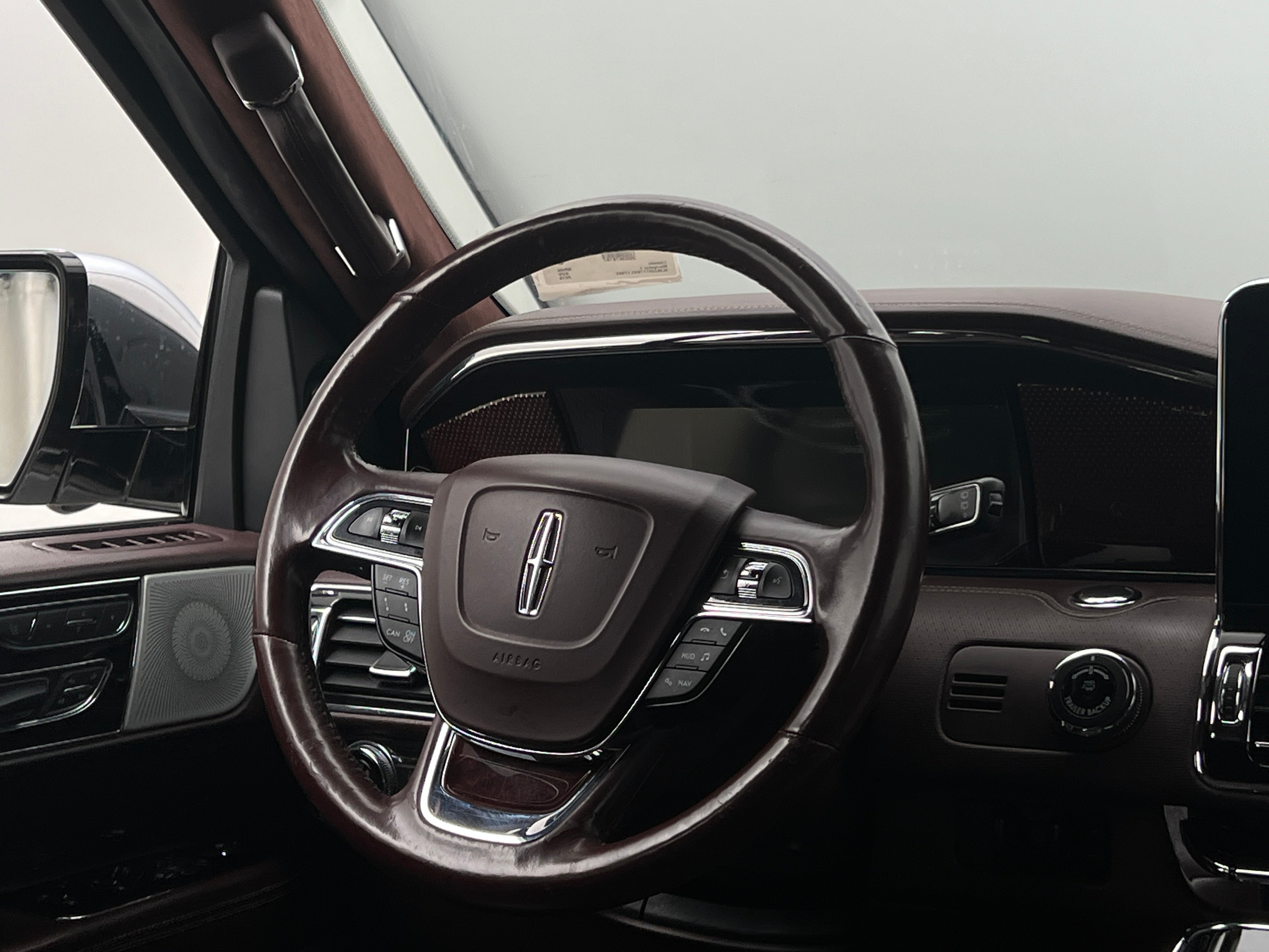 2019 Lincoln Navigator L Black Label 4