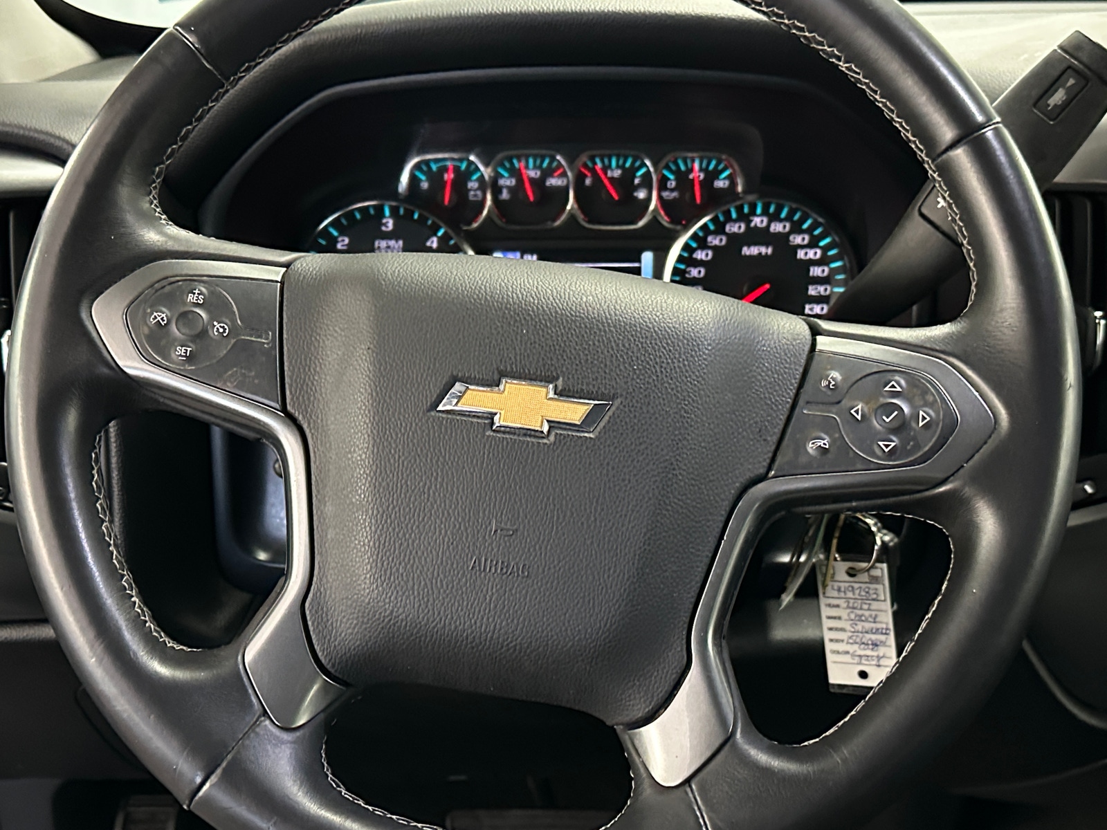Thumbnail: 2017 Chevrolet Silverado 1500 - 5