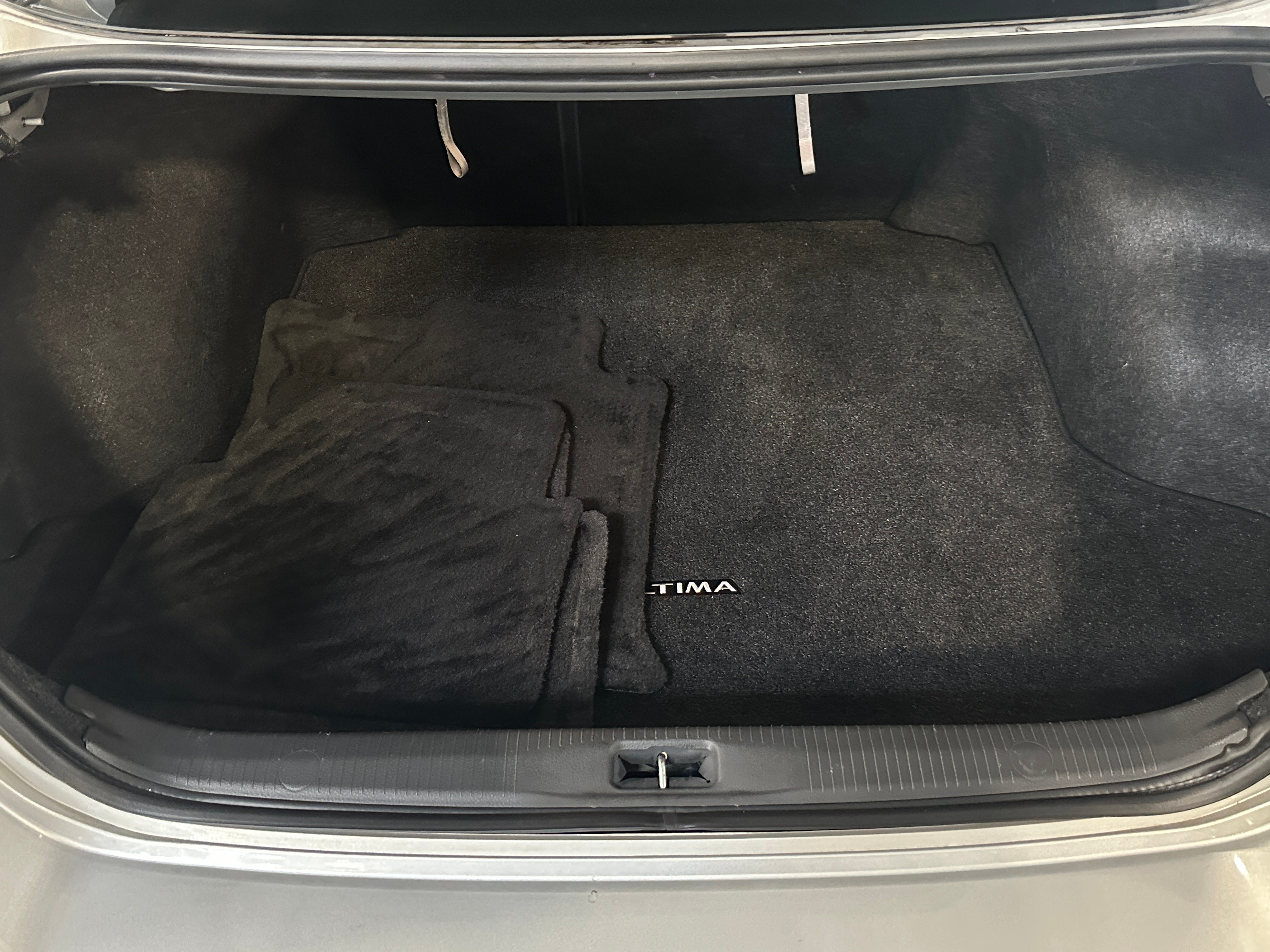 2012 Nissan Altima S 6