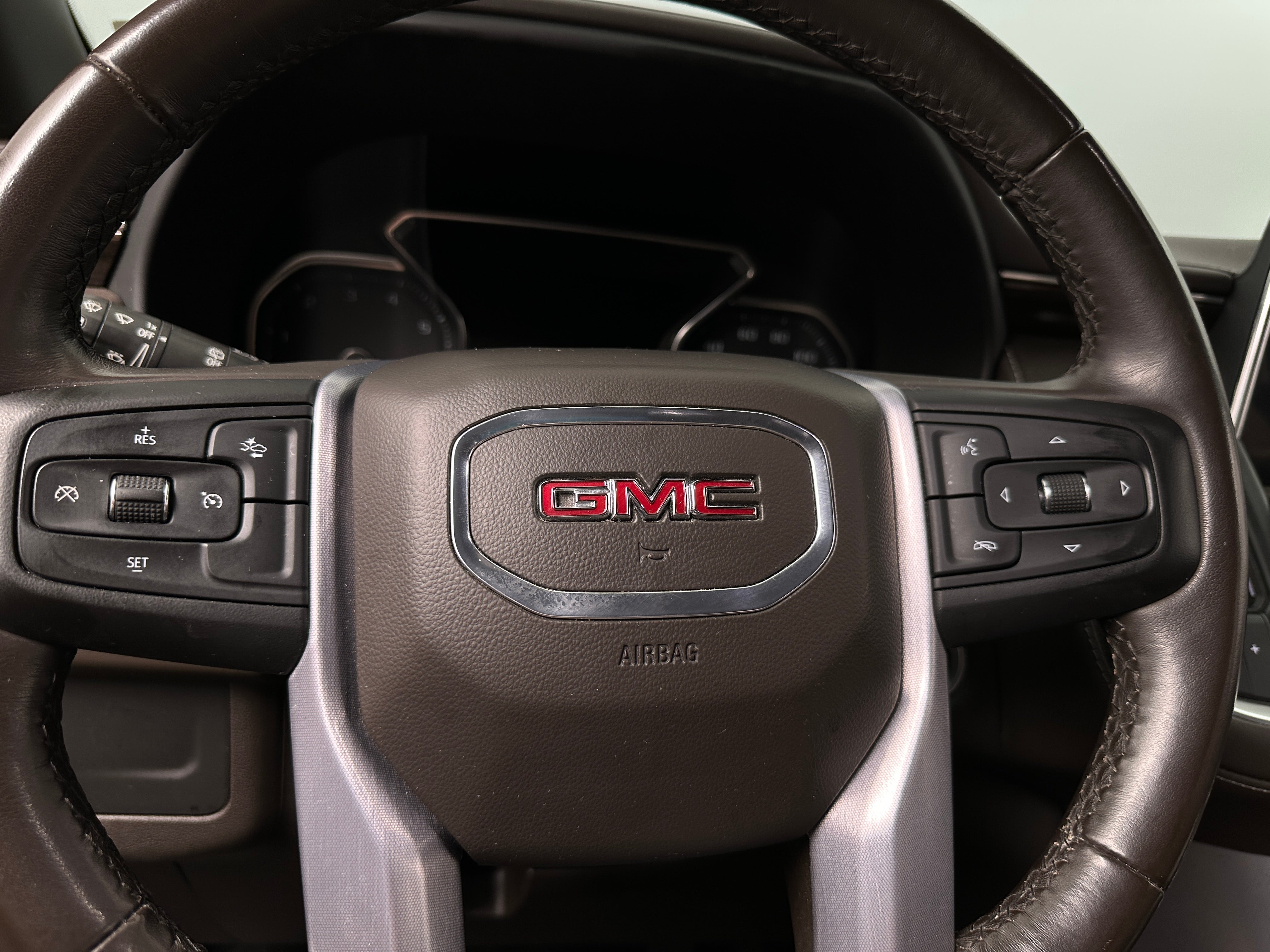 2021 GMC Yukon XL SLE 5