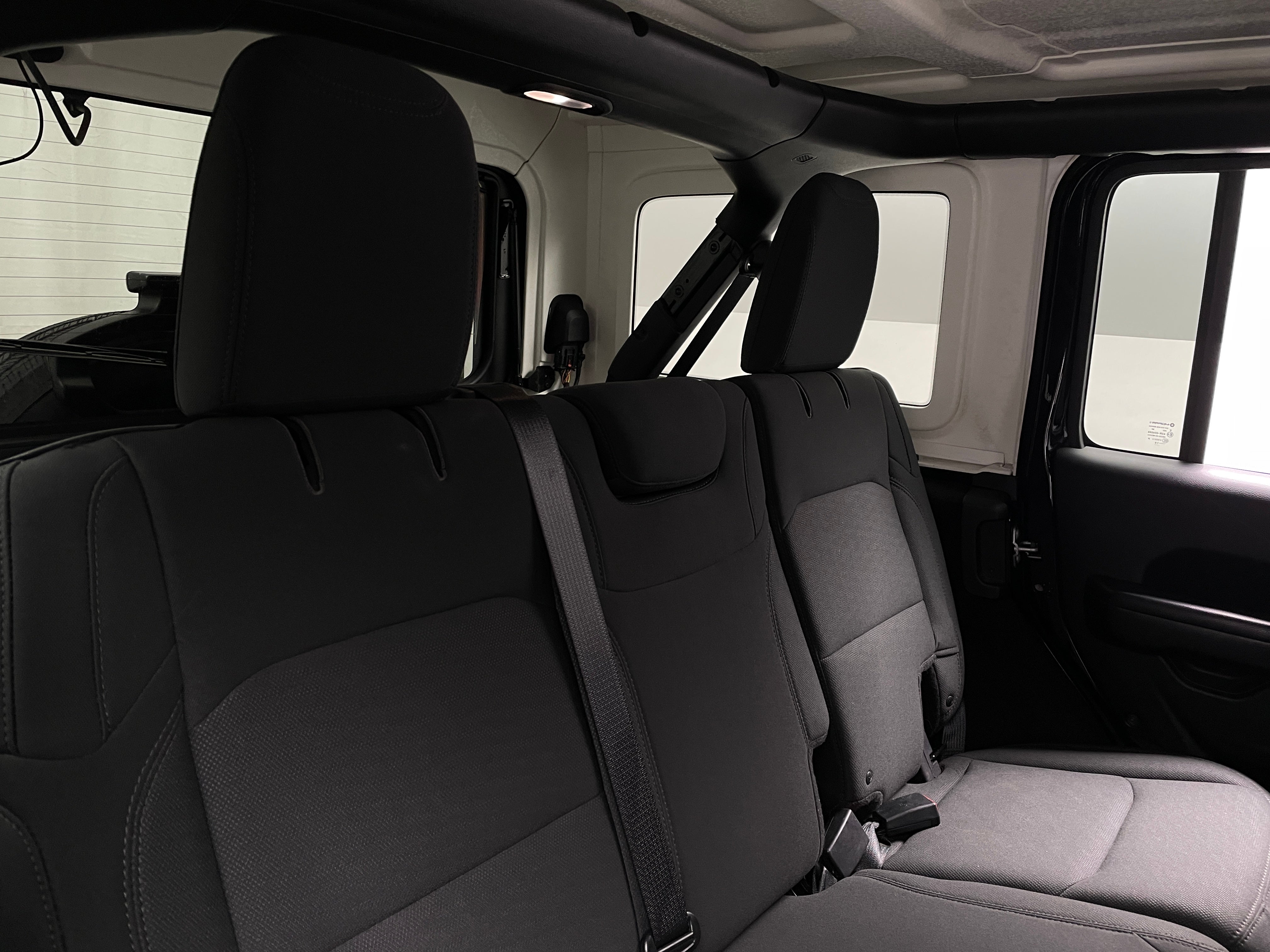 2018 Jeep Wrangler Unlimited Sport S 6
