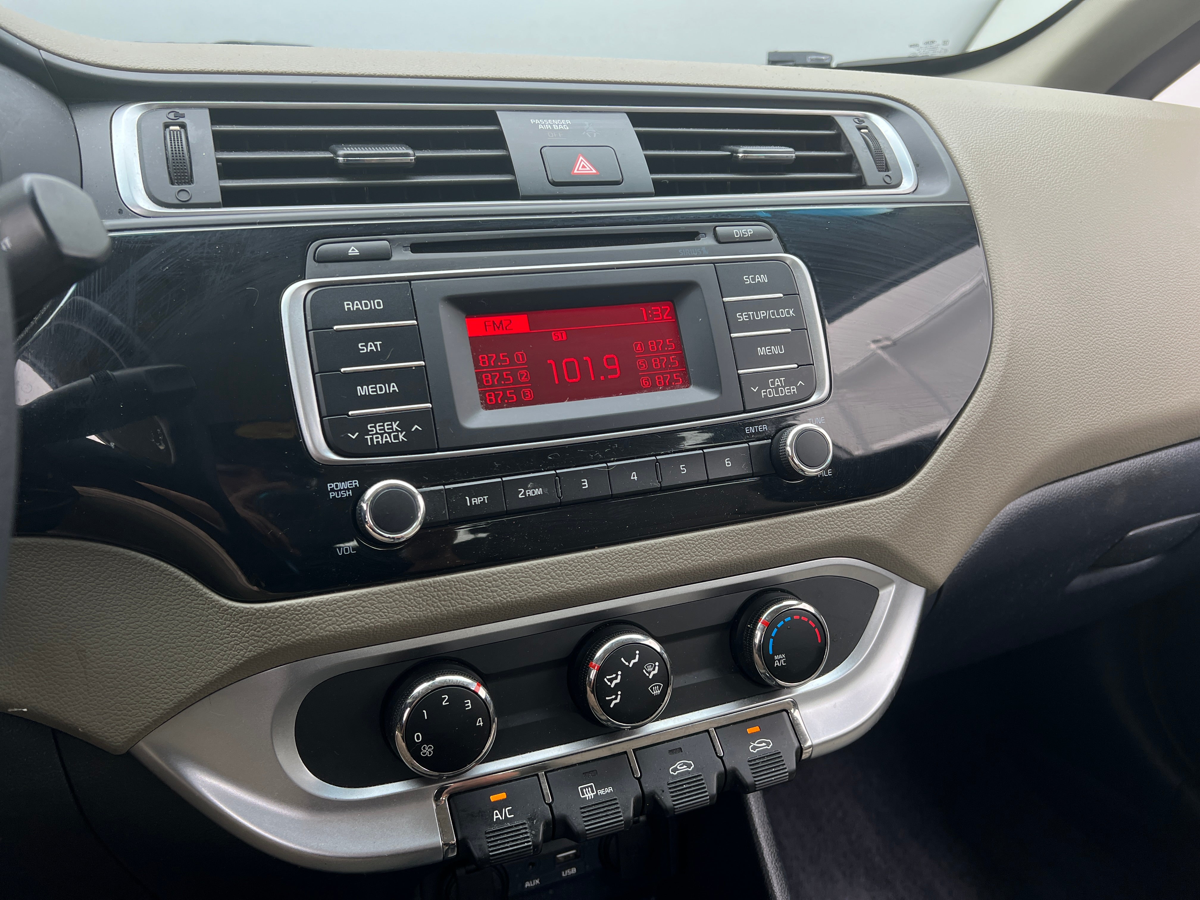 2016 Kia Rio LX 4