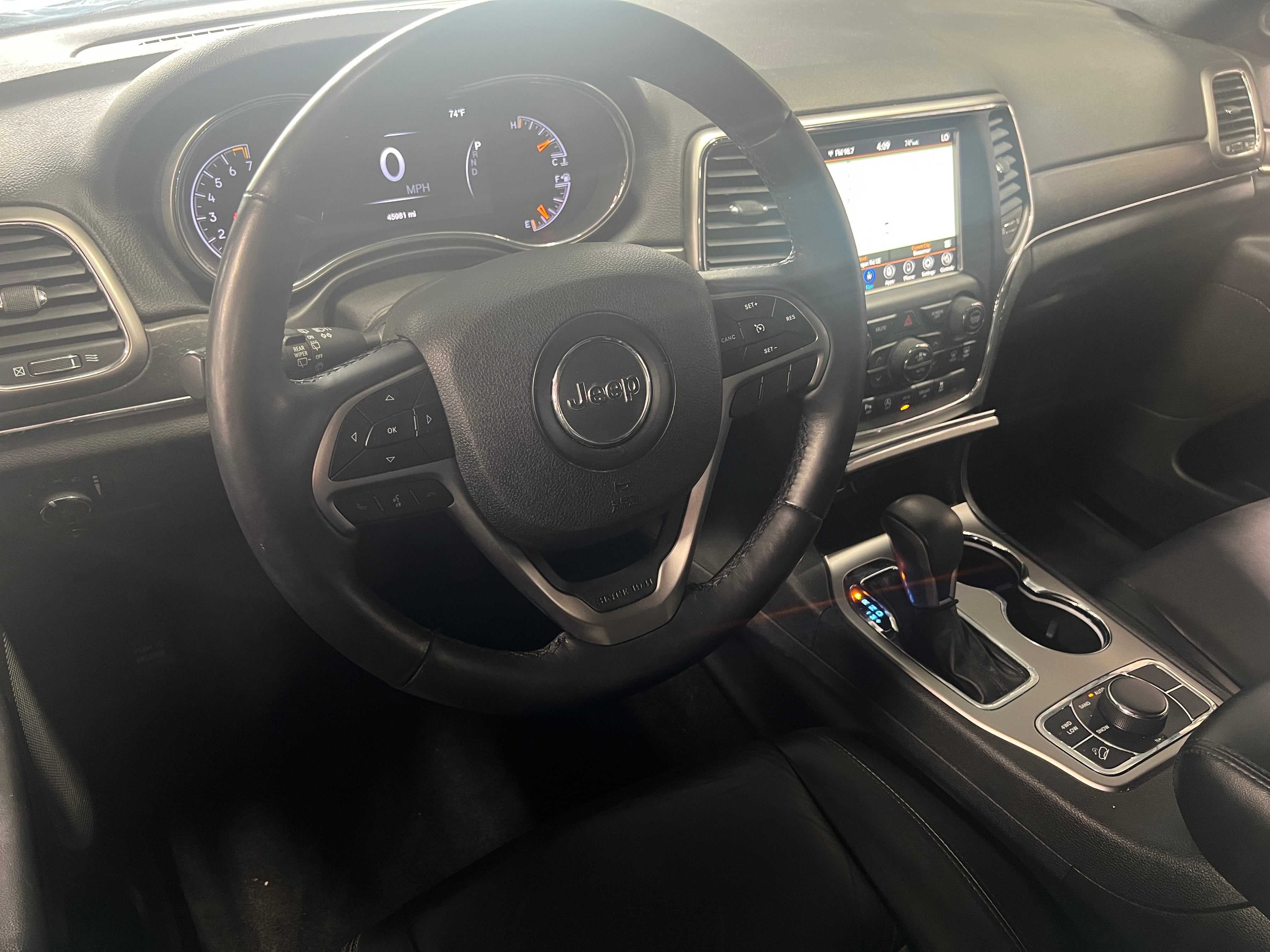2018 Jeep Grand Cherokee Limited Edition 2
