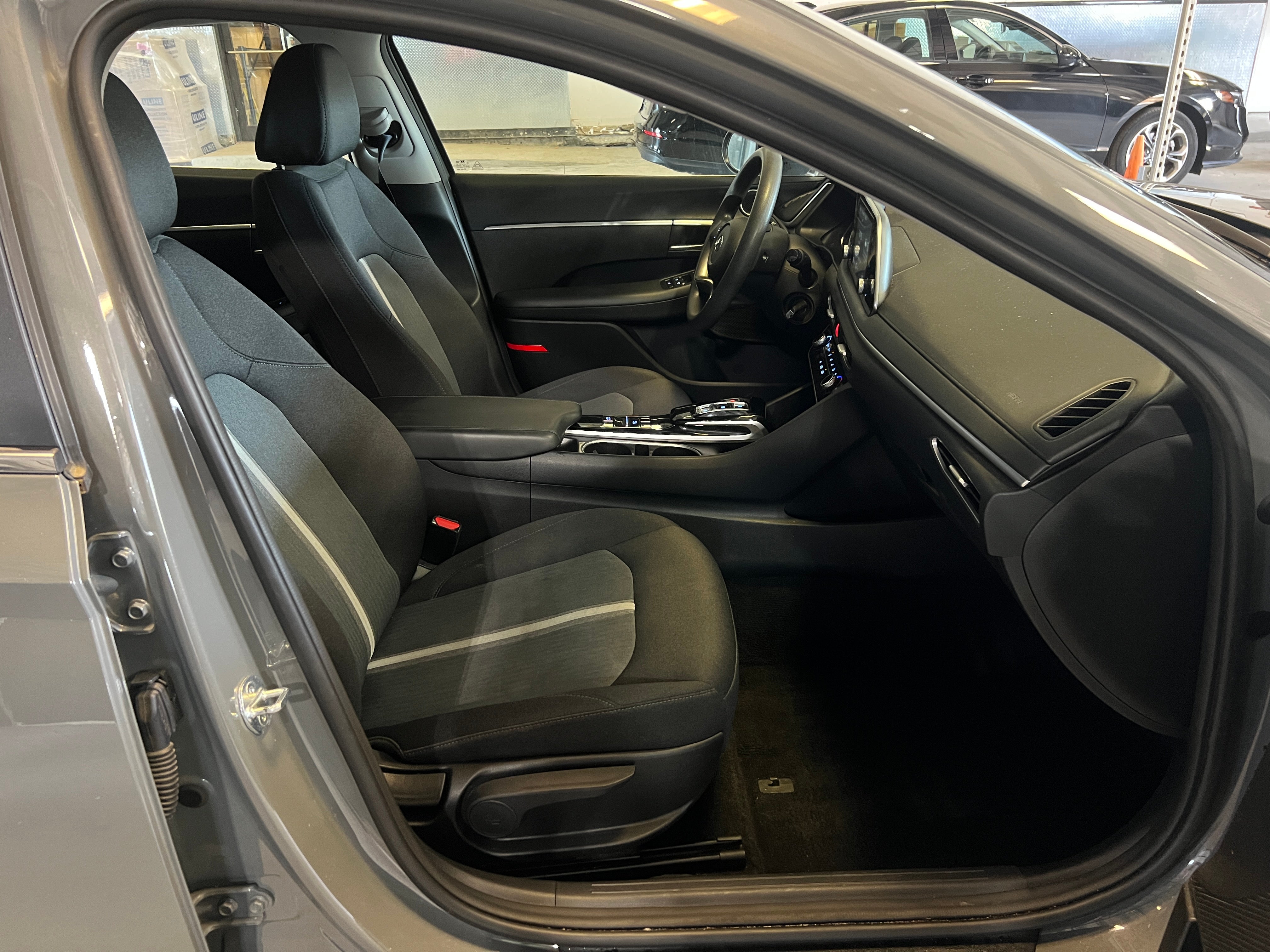 2021 Hyundai Sonata SE 2