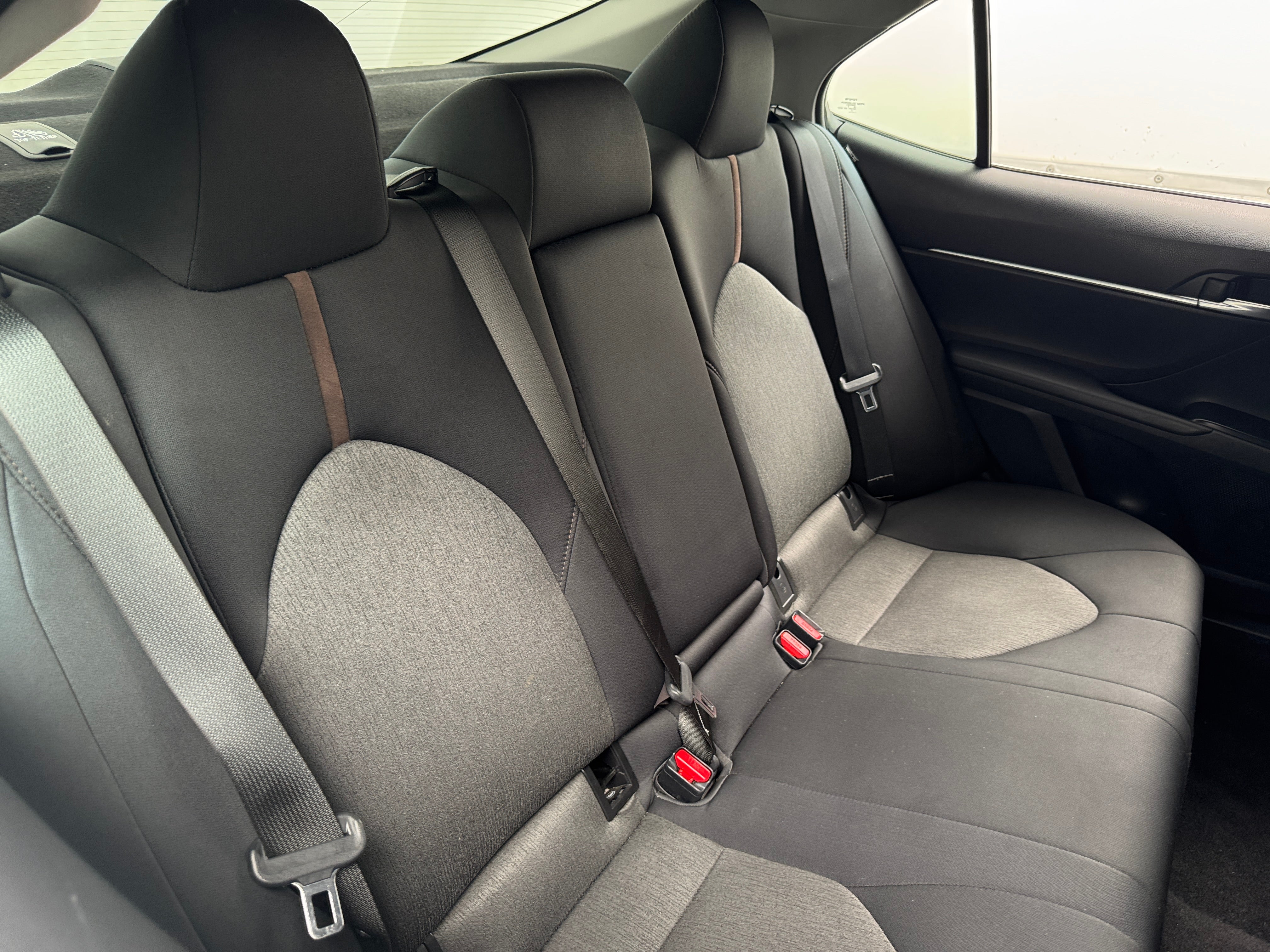 2018 Toyota Camry LE 6