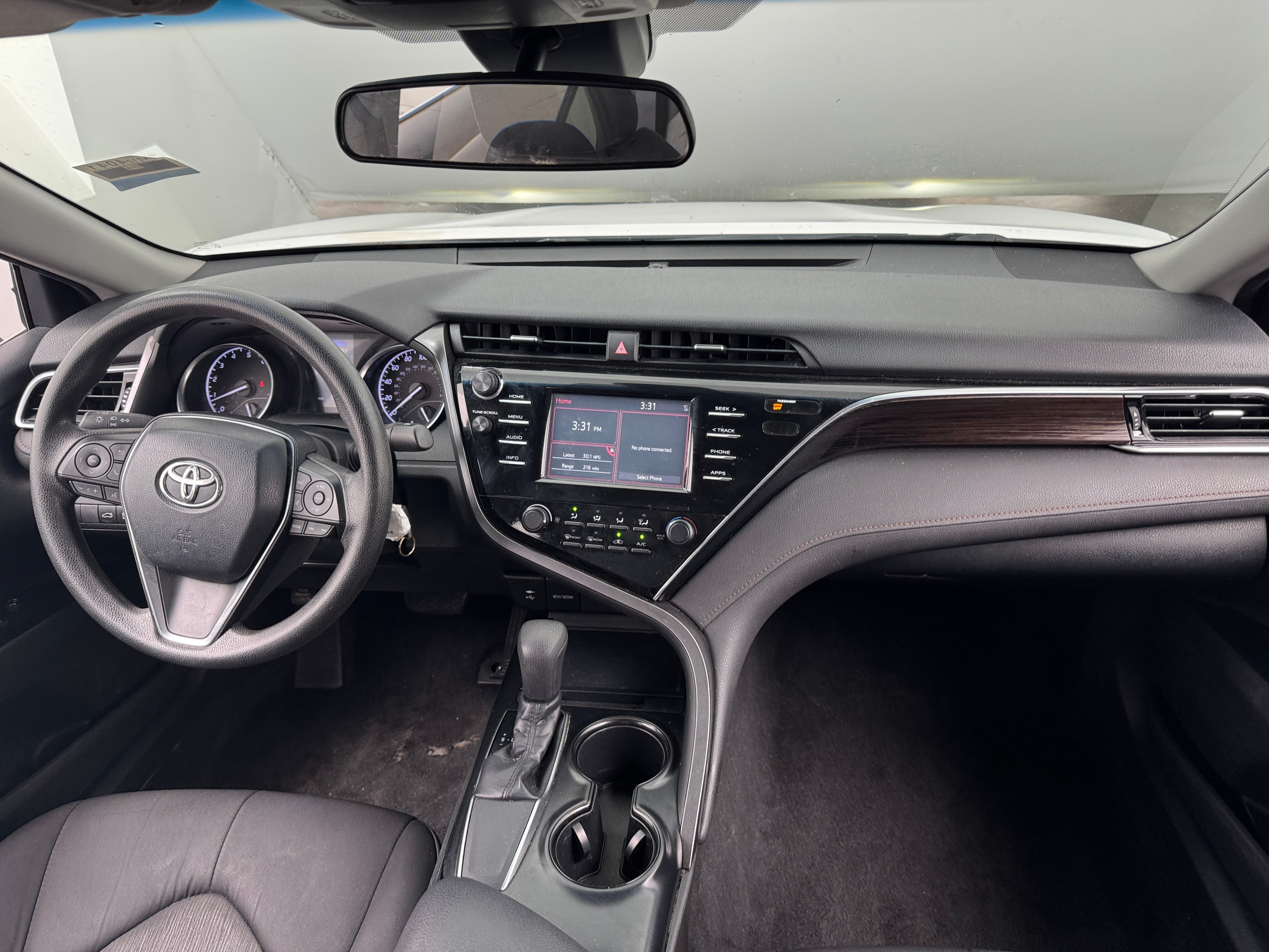 2018 Toyota Camry LE 3