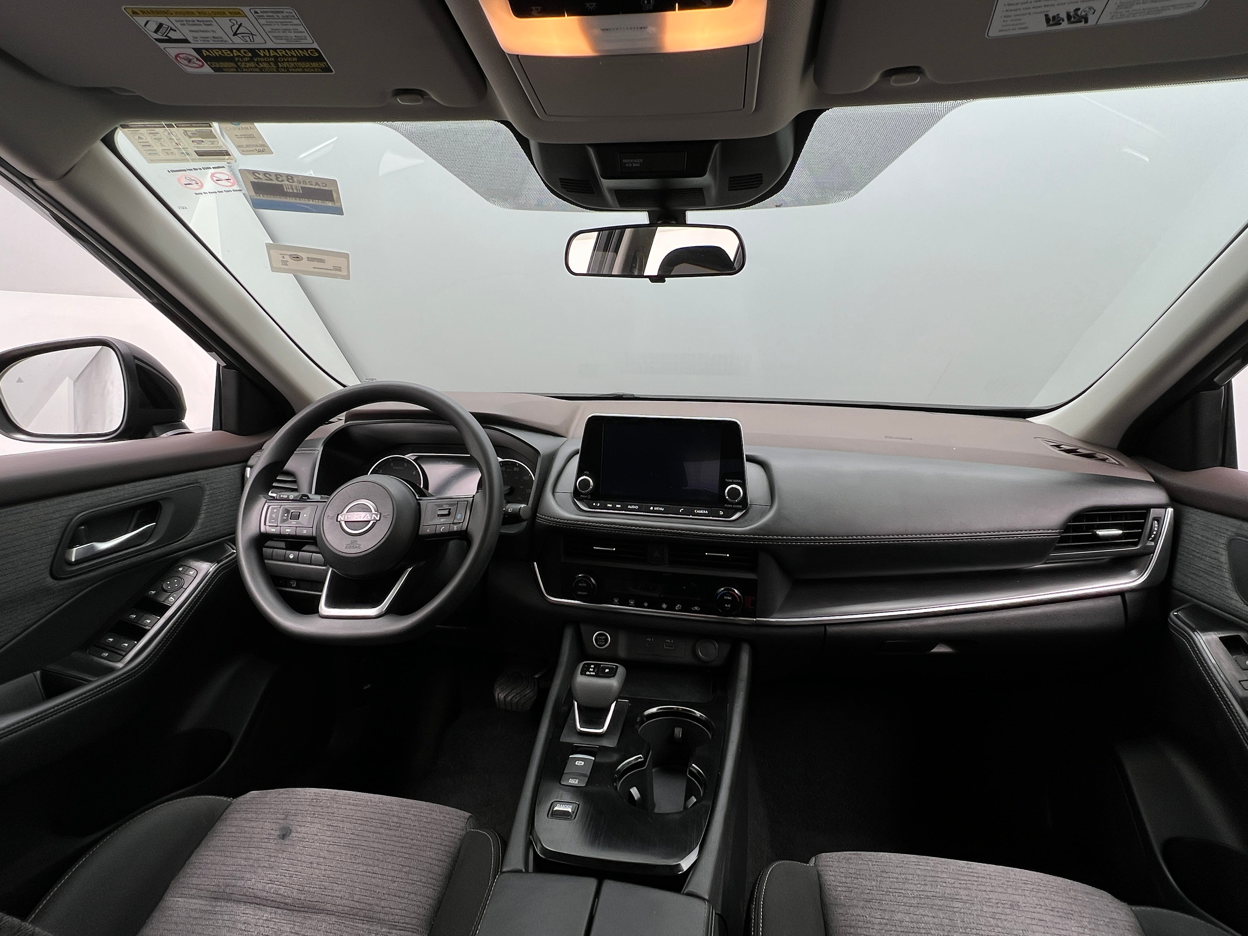 2023 Nissan Rogue SV 3
