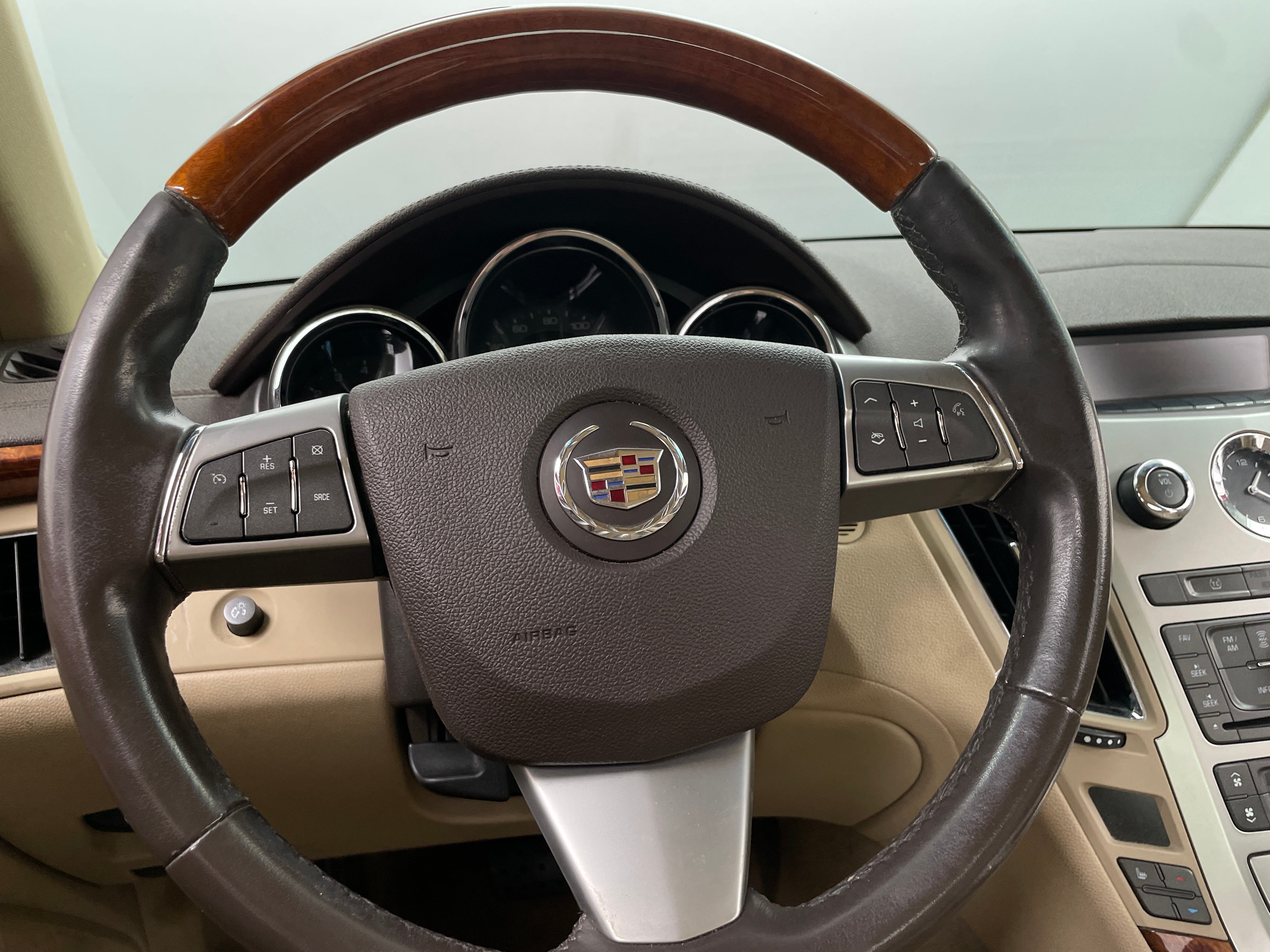 2011 Cadillac CTS Base 4