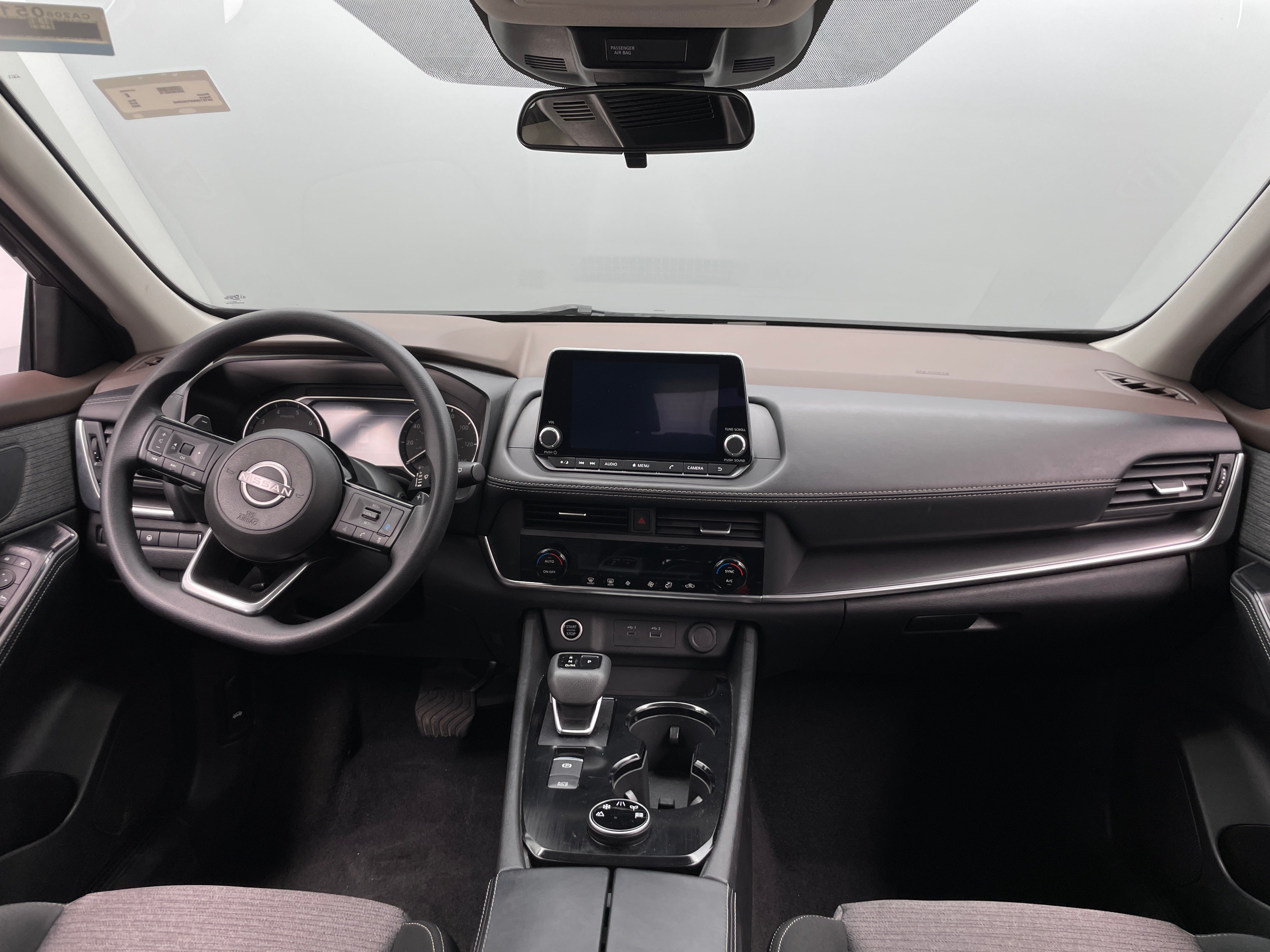 2023 Nissan Rogue SV 3