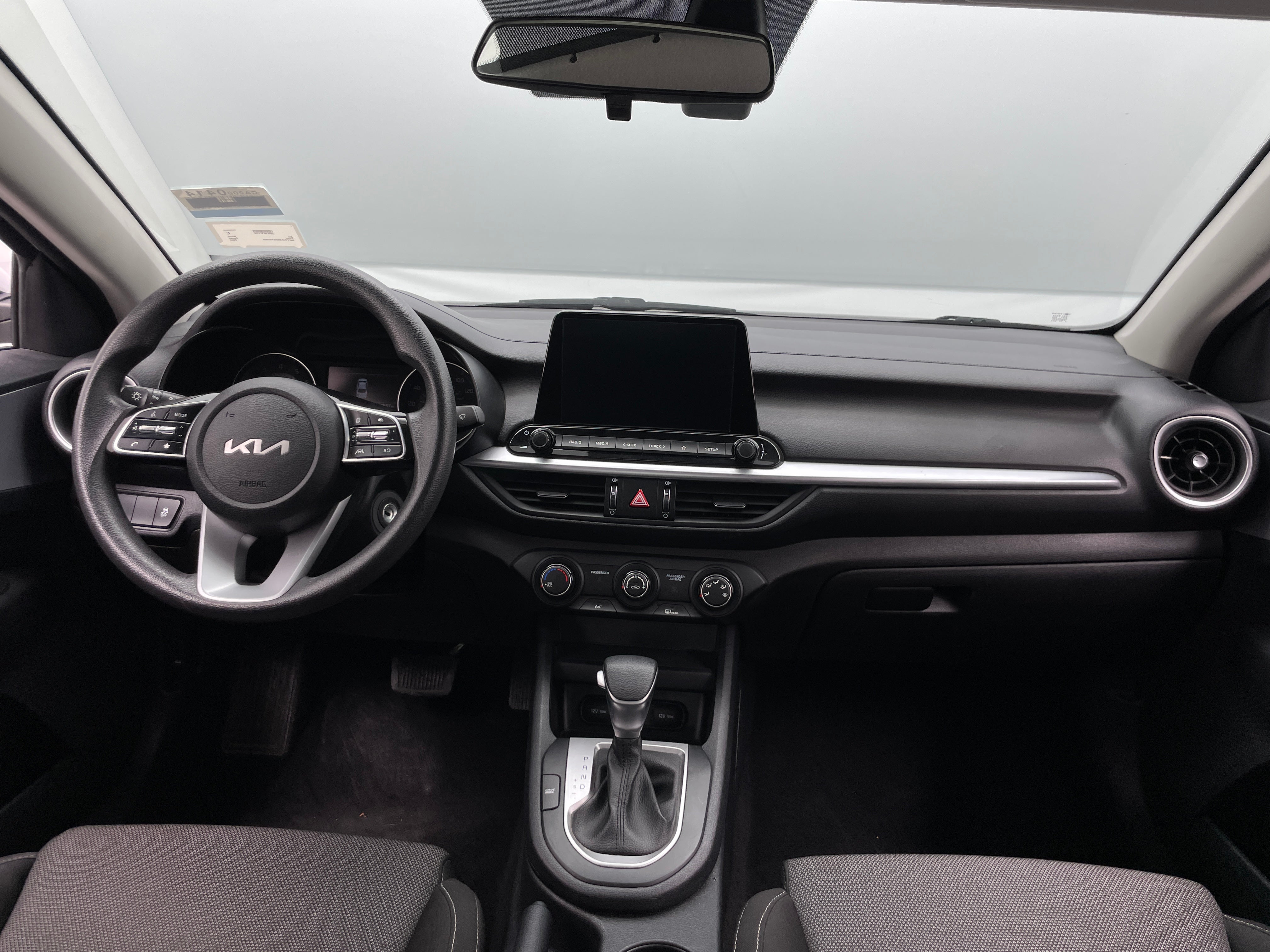 2022 Kia Forte LXS 3