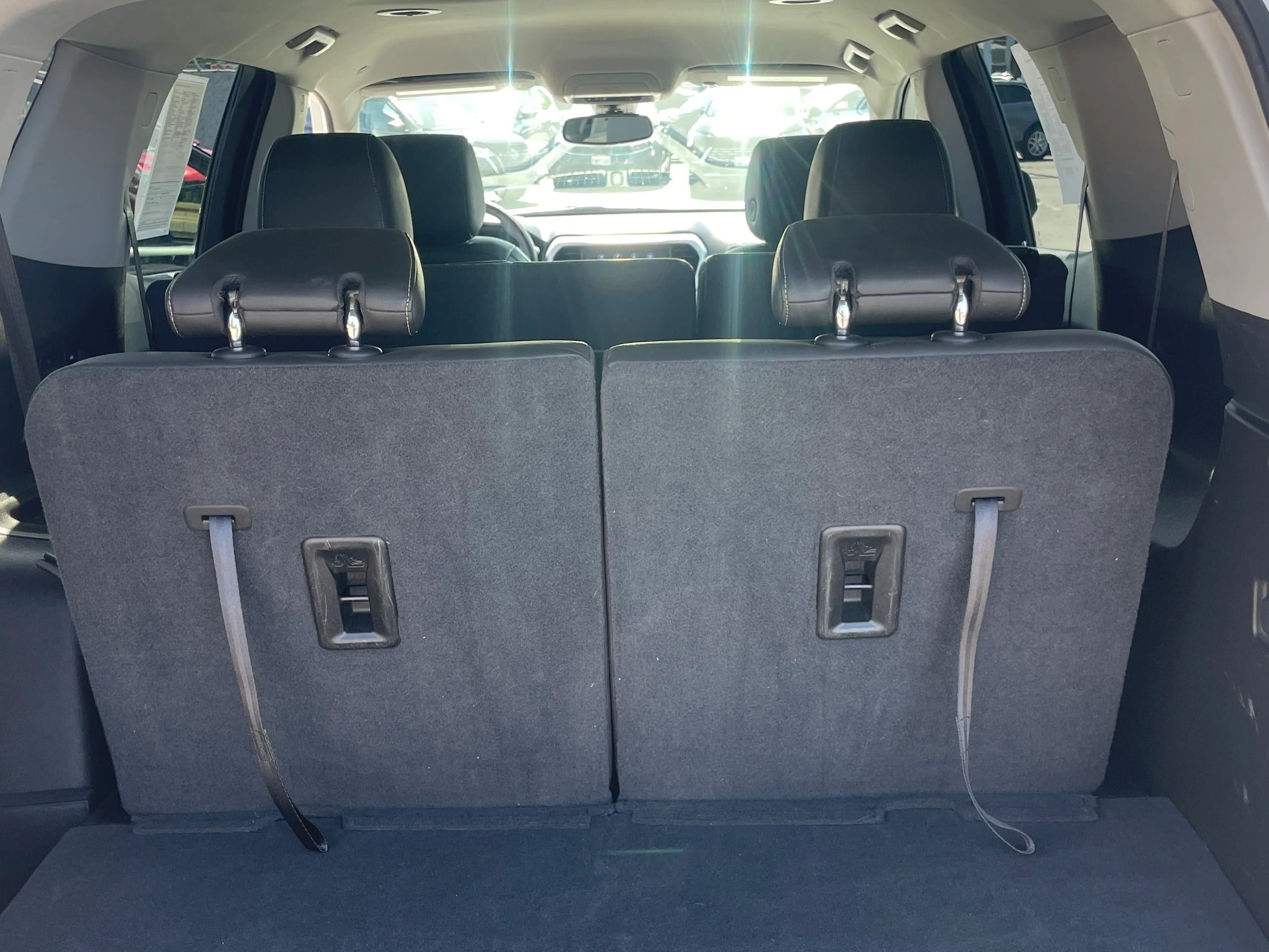 2023 GMC Acadia SLT 6