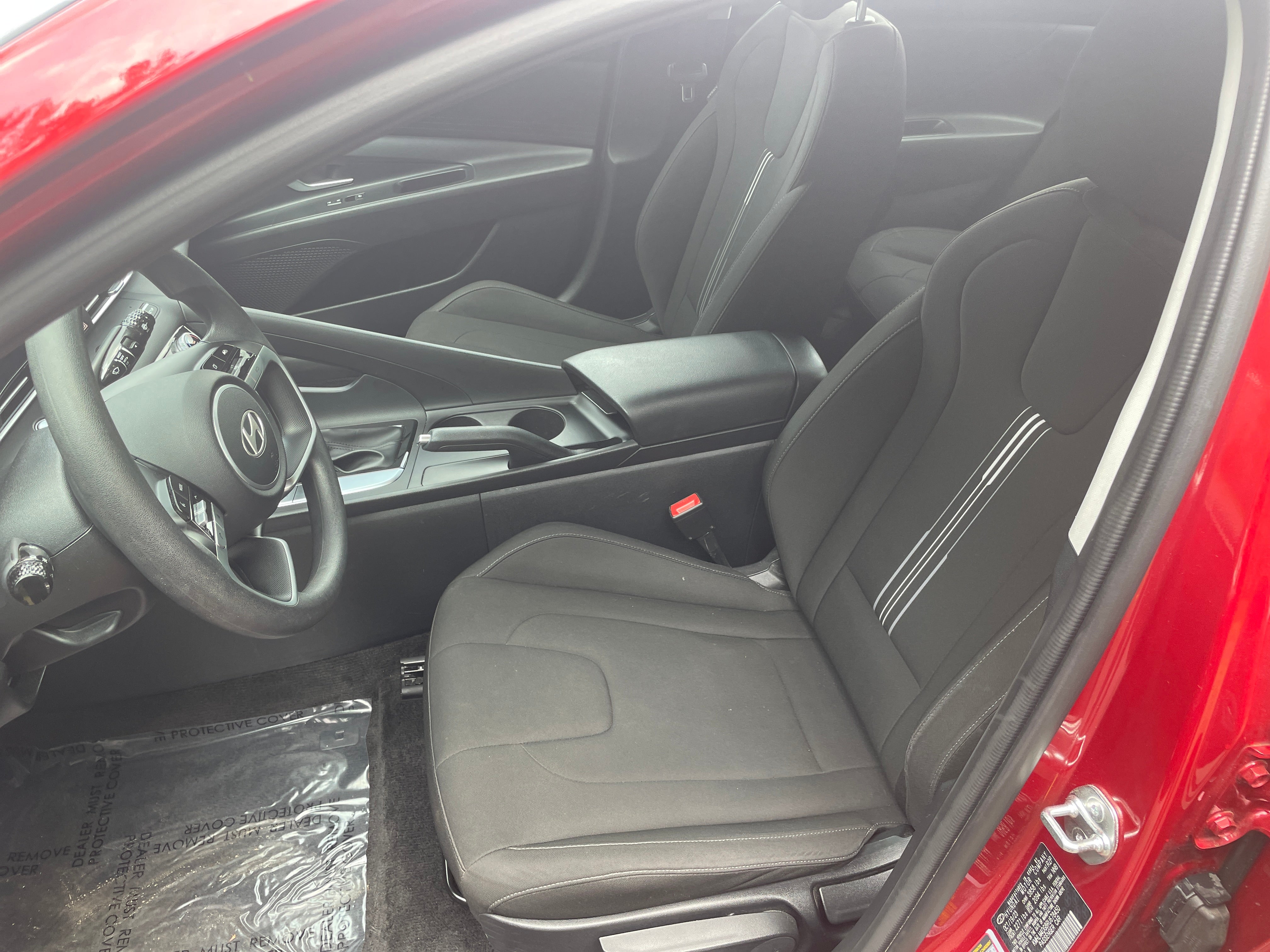2024 Hyundai Elantra SEL 2