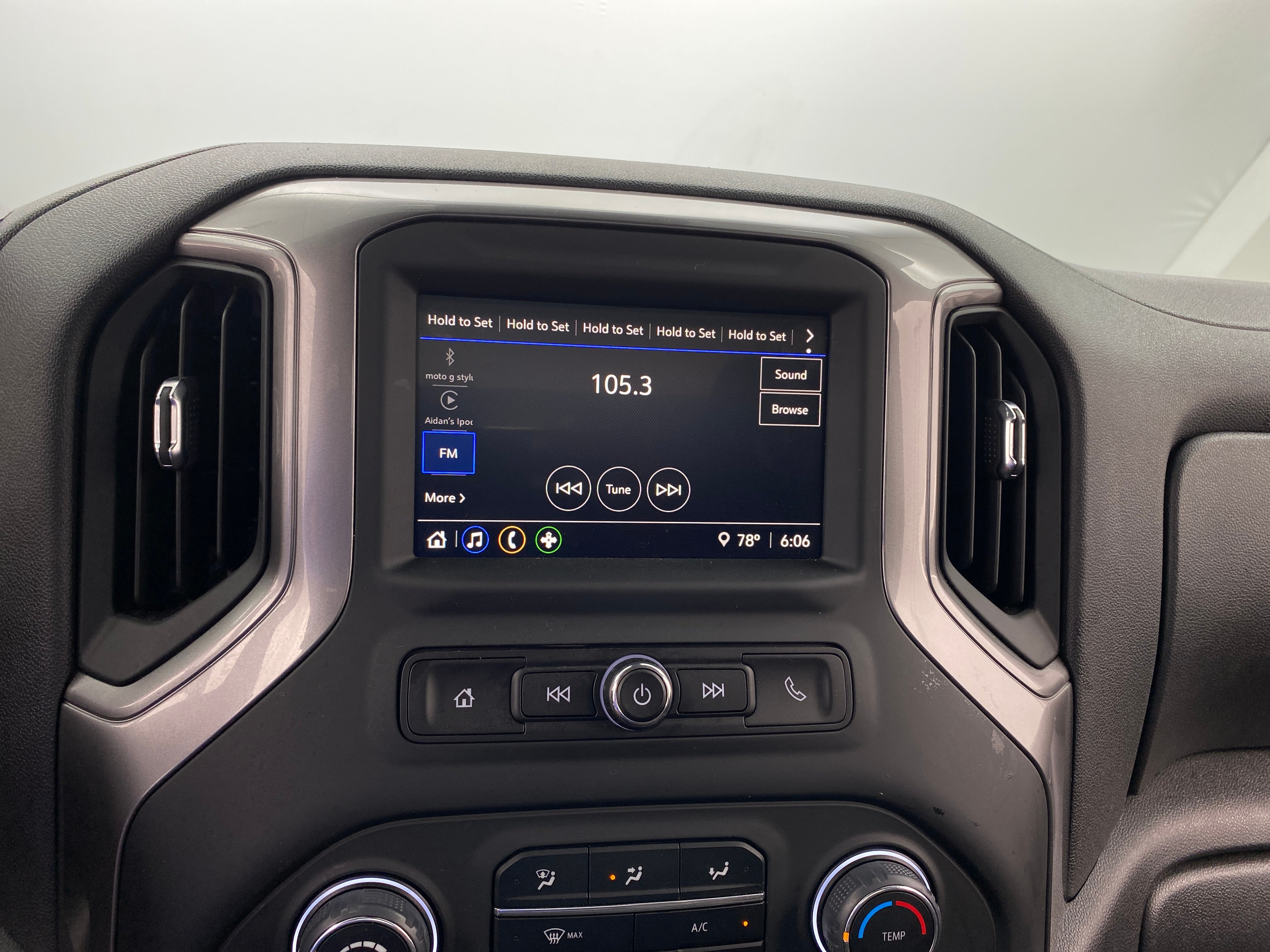 2024 Chevrolet Silverado 1500 Work Truck 4